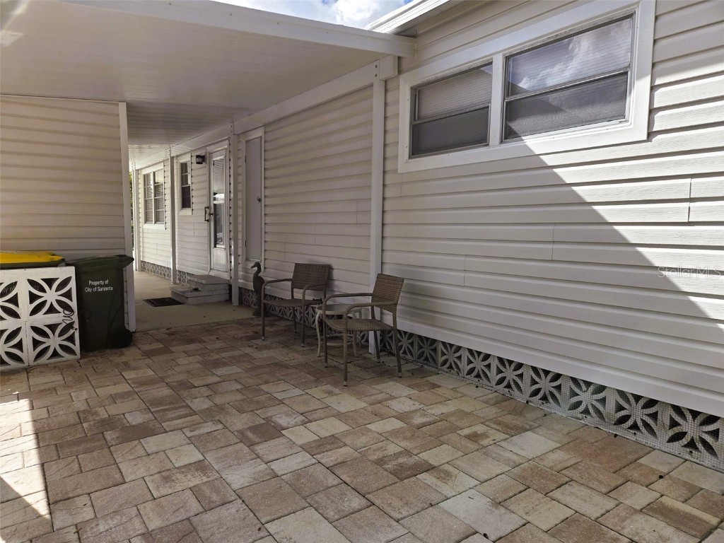 3383 Oakwood Boulevard N Sarasota FL 34237 A4673124 image6