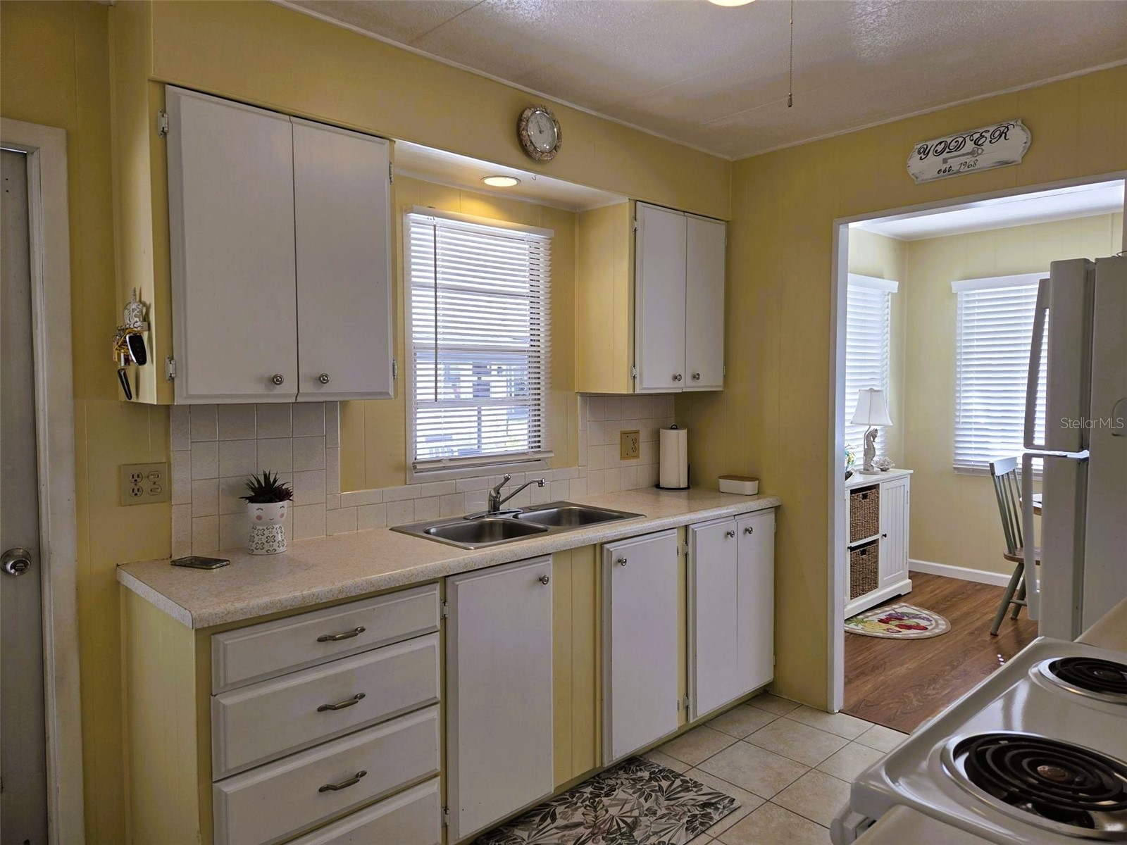 3383 Oakwood Boulevard N Sarasota FL 34237 A4698882 image19