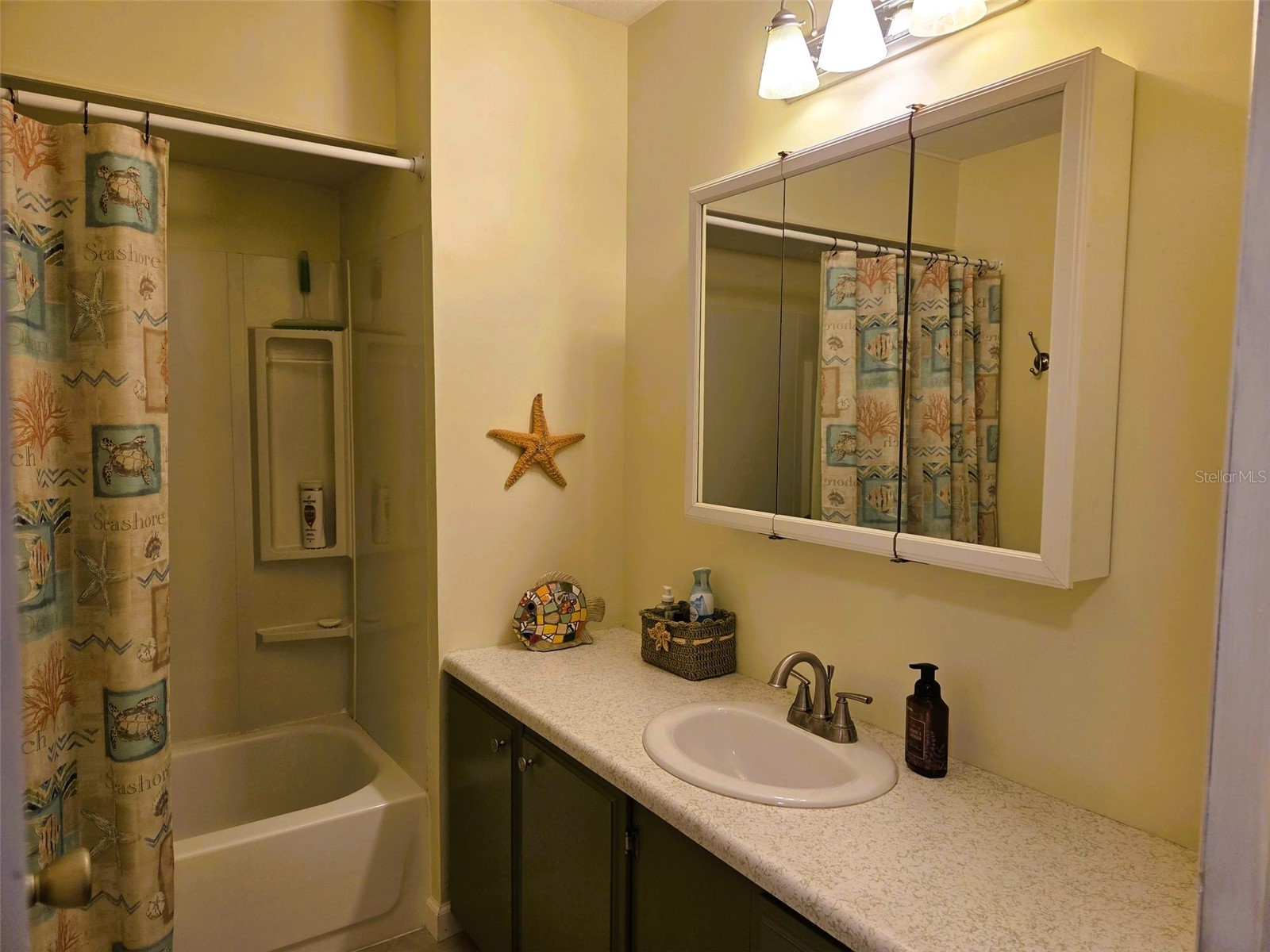 3383 Oakwood Boulevard N Sarasota FL 34237 A4698882 image30