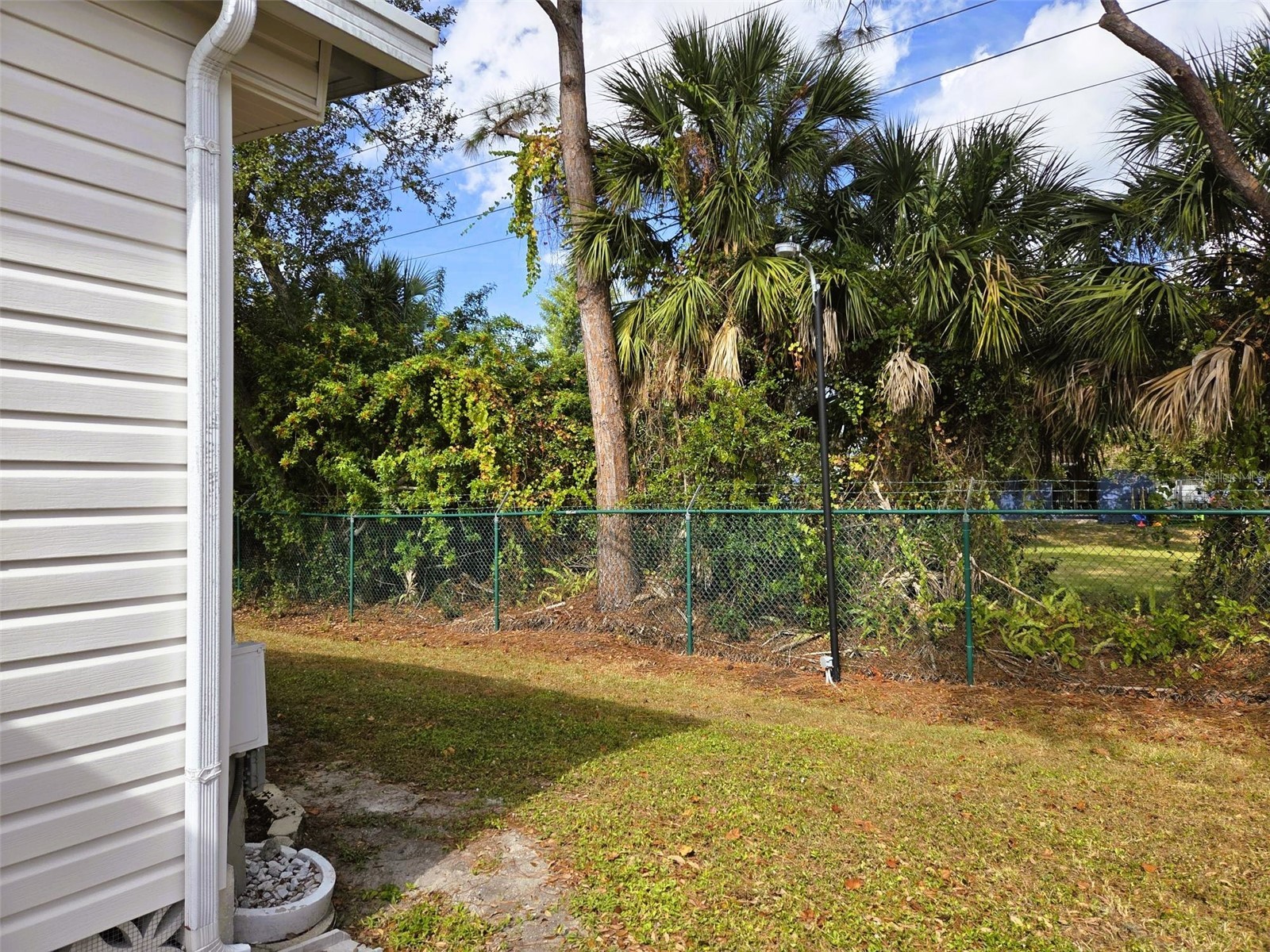 3383 Oakwood Boulevard N Sarasota FL 34237 A4698882 image4