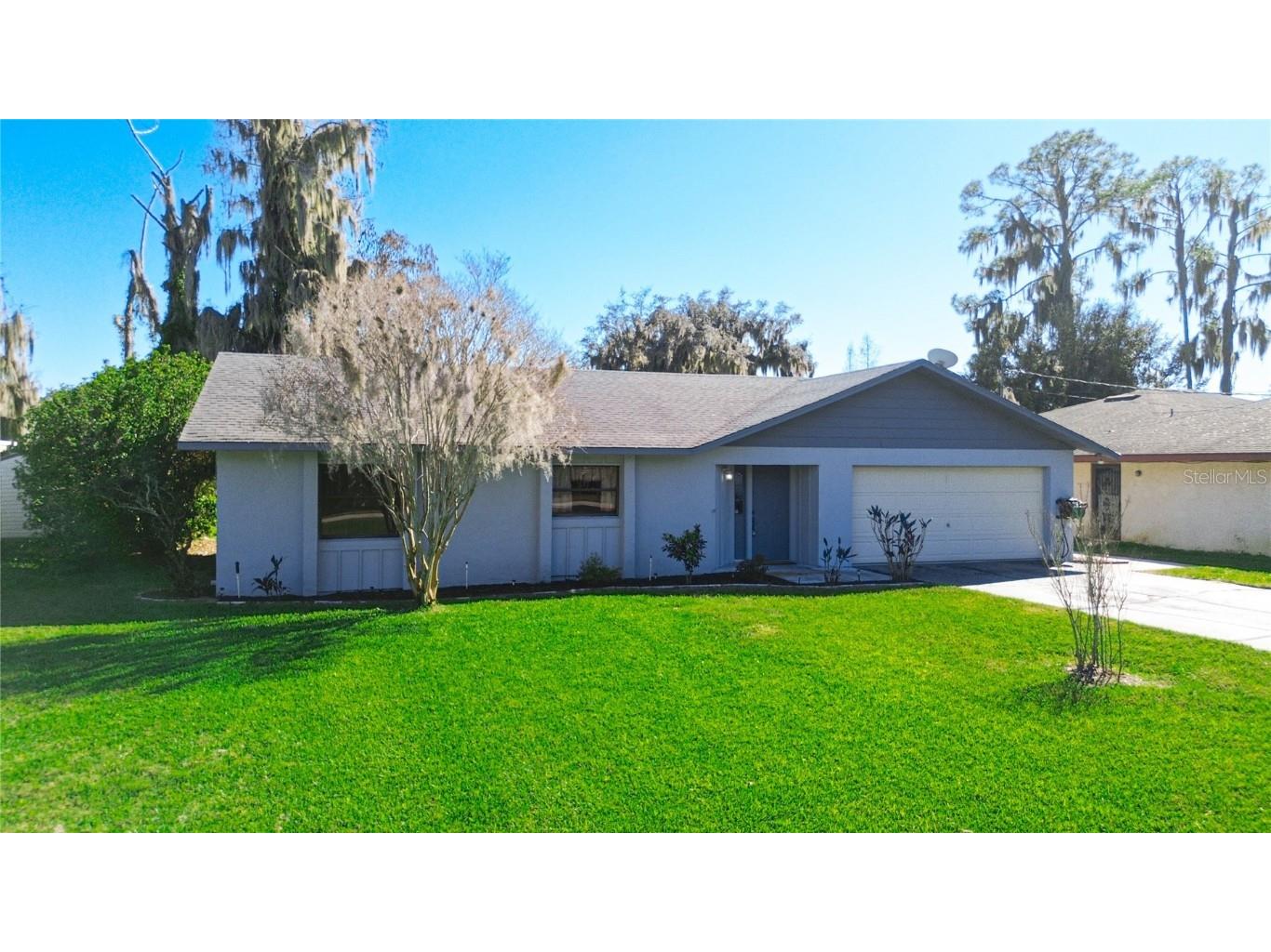 33838 Linda Lane Leesburg FL 34788 - LAKE EUSTIS G5078824 image1