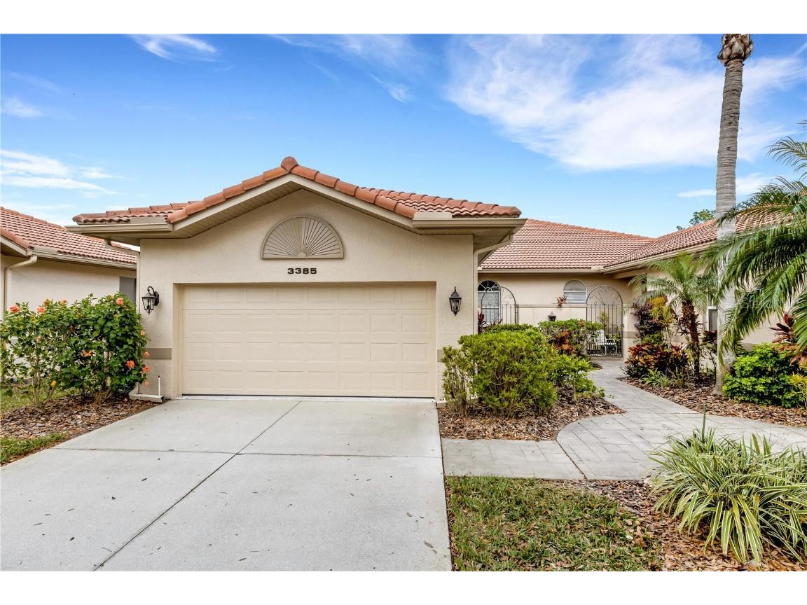 3385 Chelmsford Court #30 Sarasota FL 34235 A4562128 image1