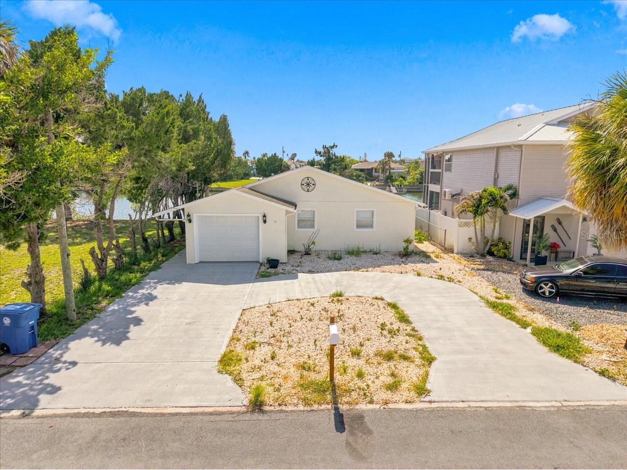 3385 Holly Springs Drive Hernando Beach FL 34607 TB8532668 image1