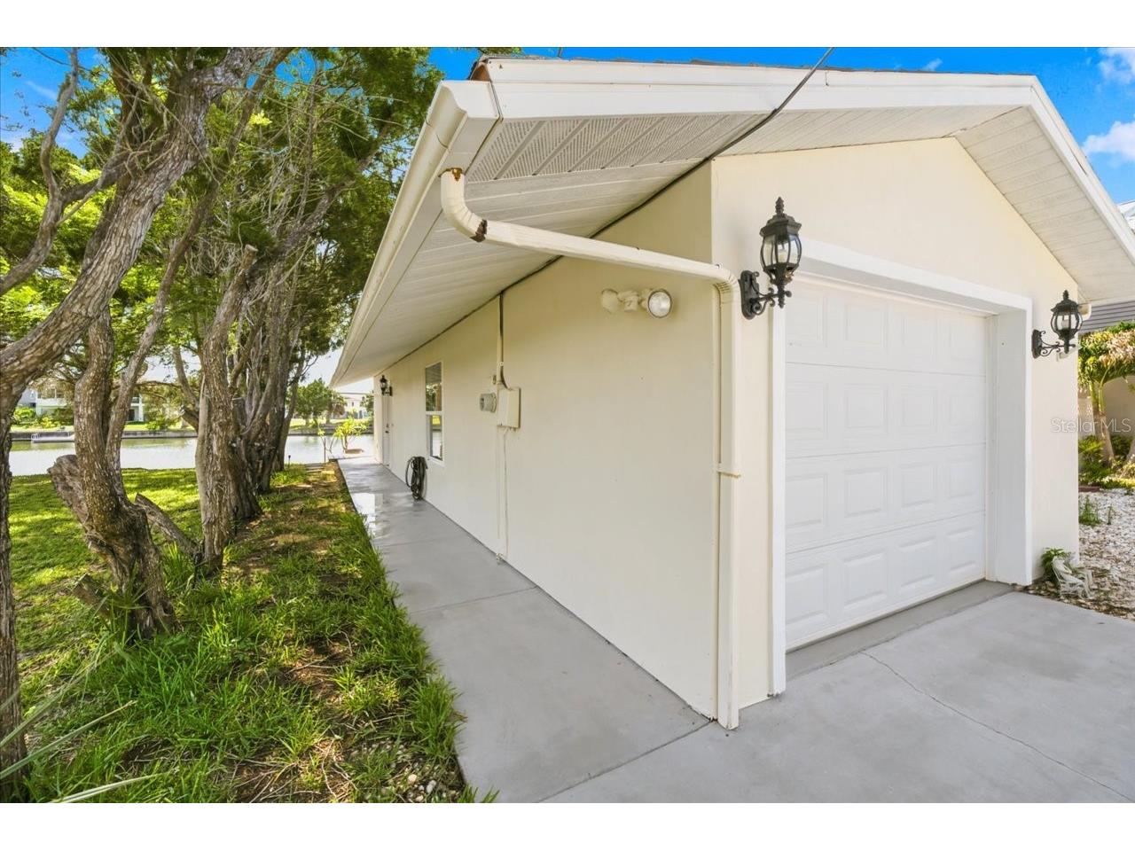 3385 Holly Springs Drive Hernando Beach FL 34607 TB8532668 image5