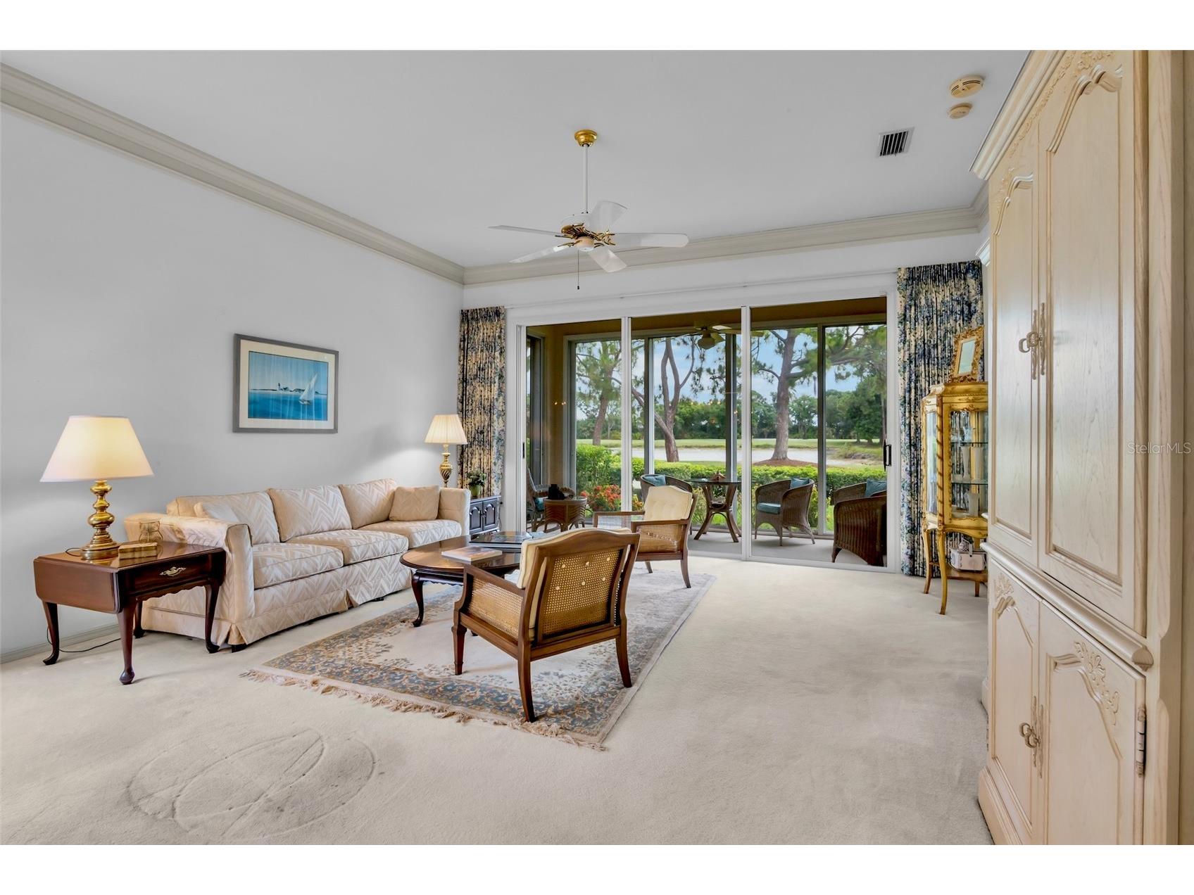 3386 Chelmsford Court #7 Sarasota FL 34235 A4698377 image13