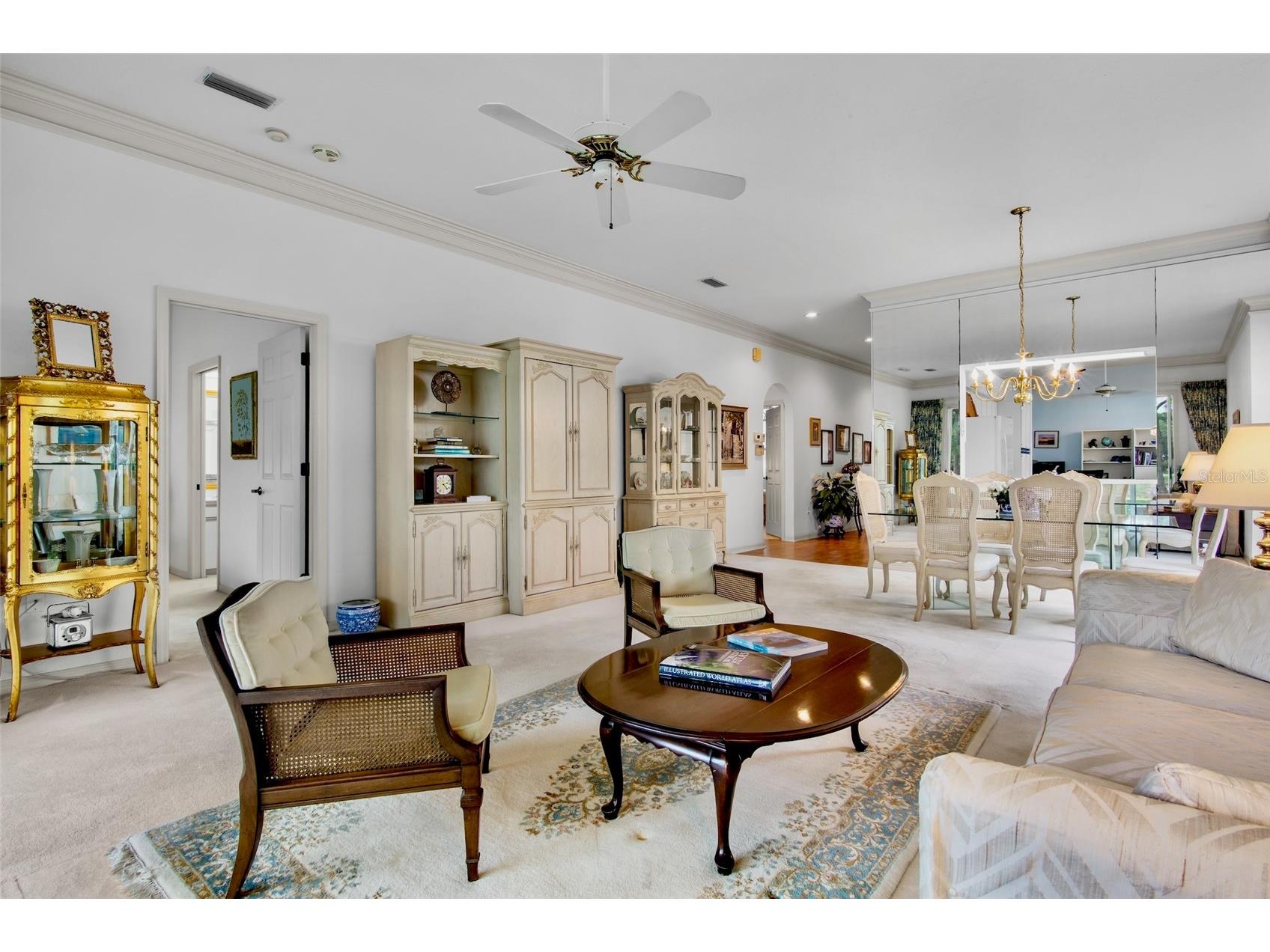 3386 Chelmsford Court #7 Sarasota FL 34235 A4698377 image15
