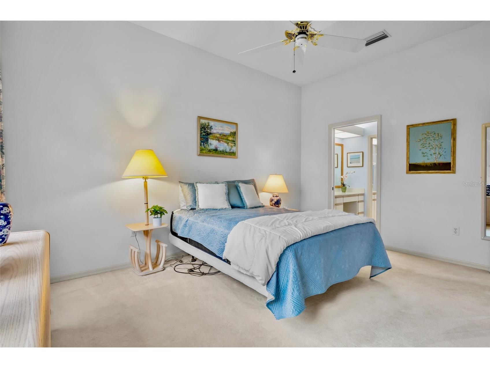 3386 Chelmsford Court #7 Sarasota FL 34235 A4698377 image23
