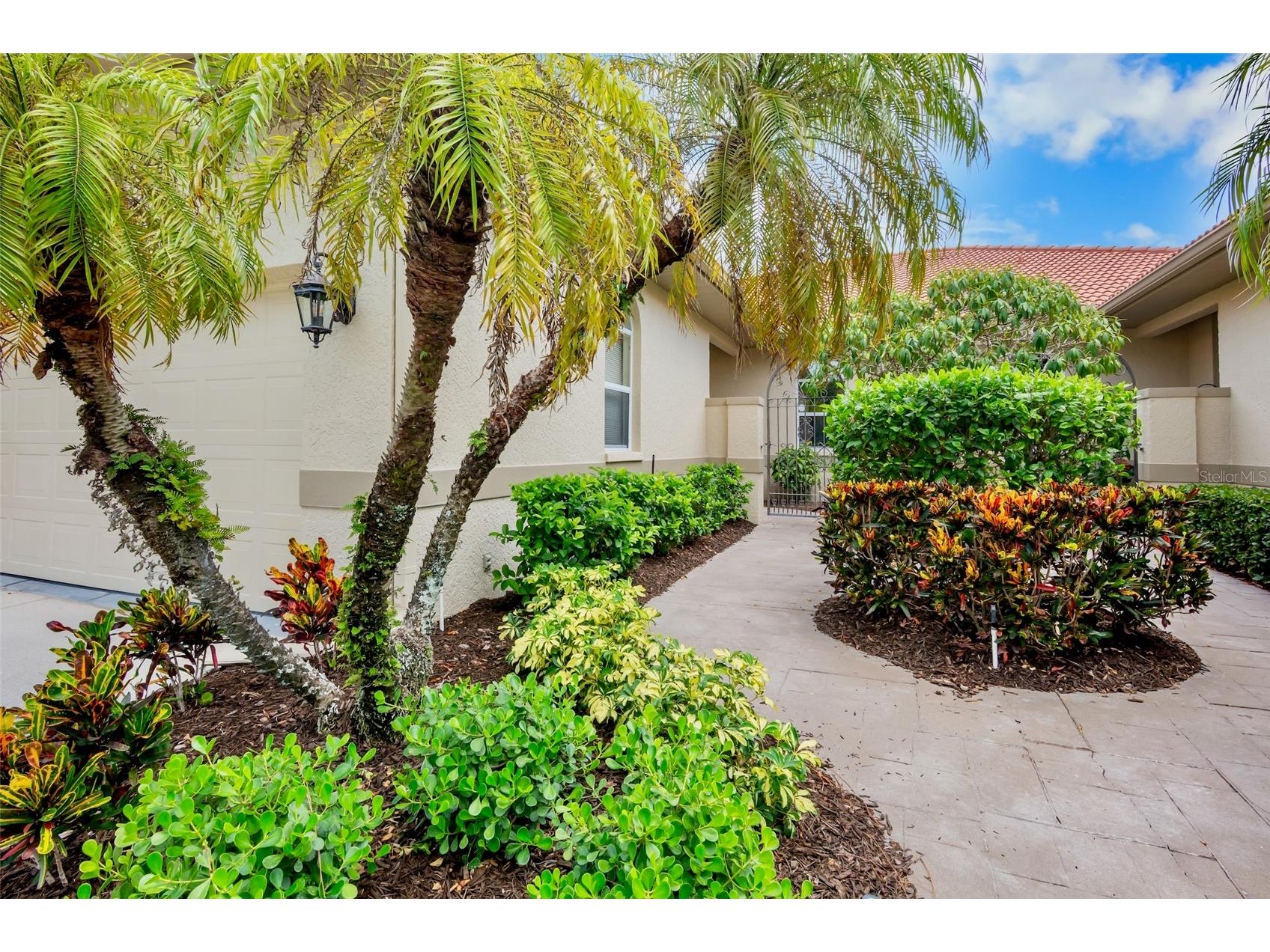 3386 Chelmsford Court #7 Sarasota FL 34235 A4698377 image3
