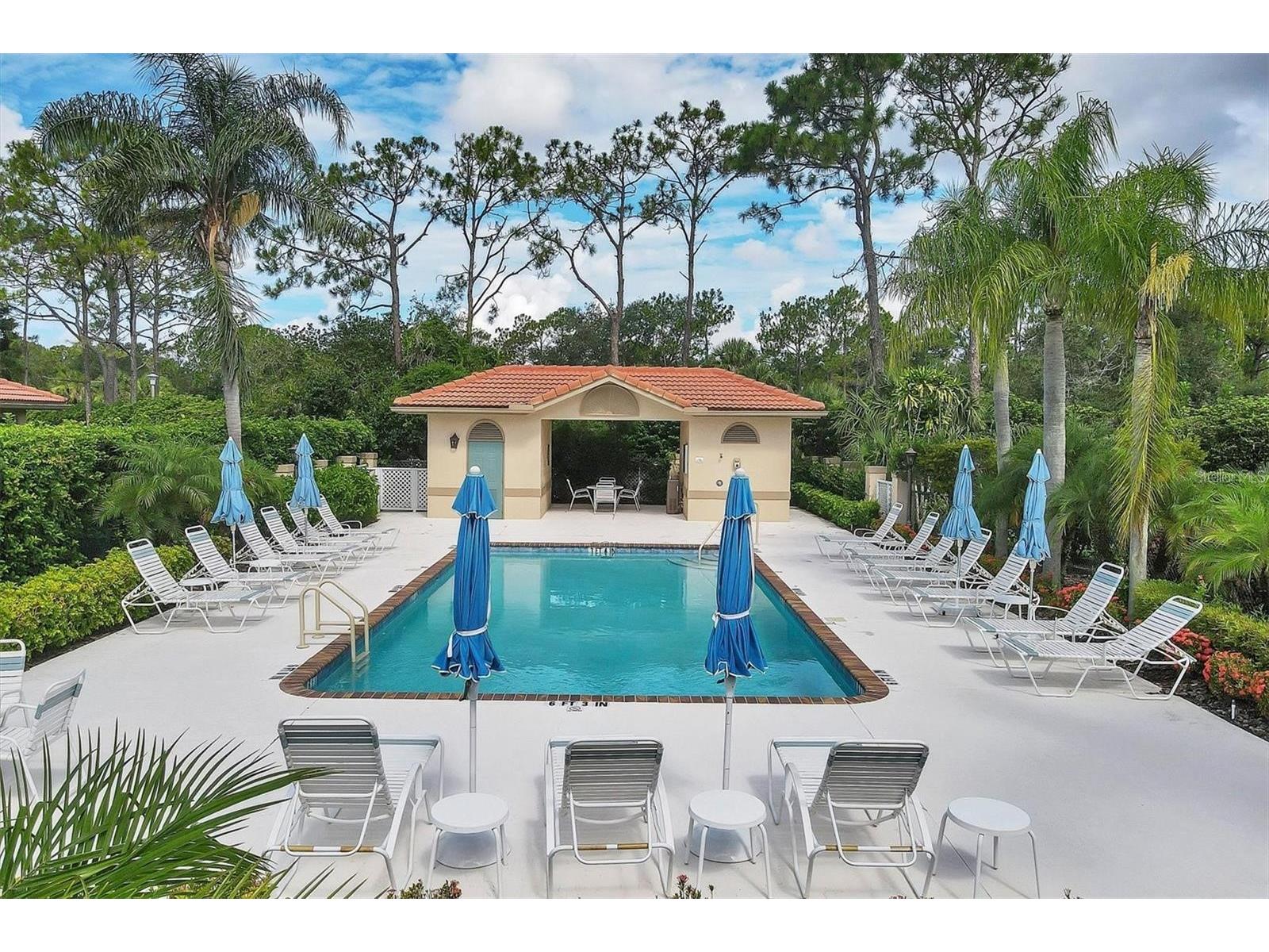 3386 Chelmsford Court #7 Sarasota FL 34235 A4698377 image30