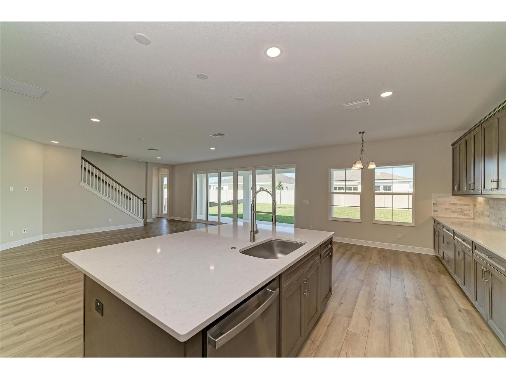 33882 Twilight Sea Place Dade City FL 33525 TB8467884 image16