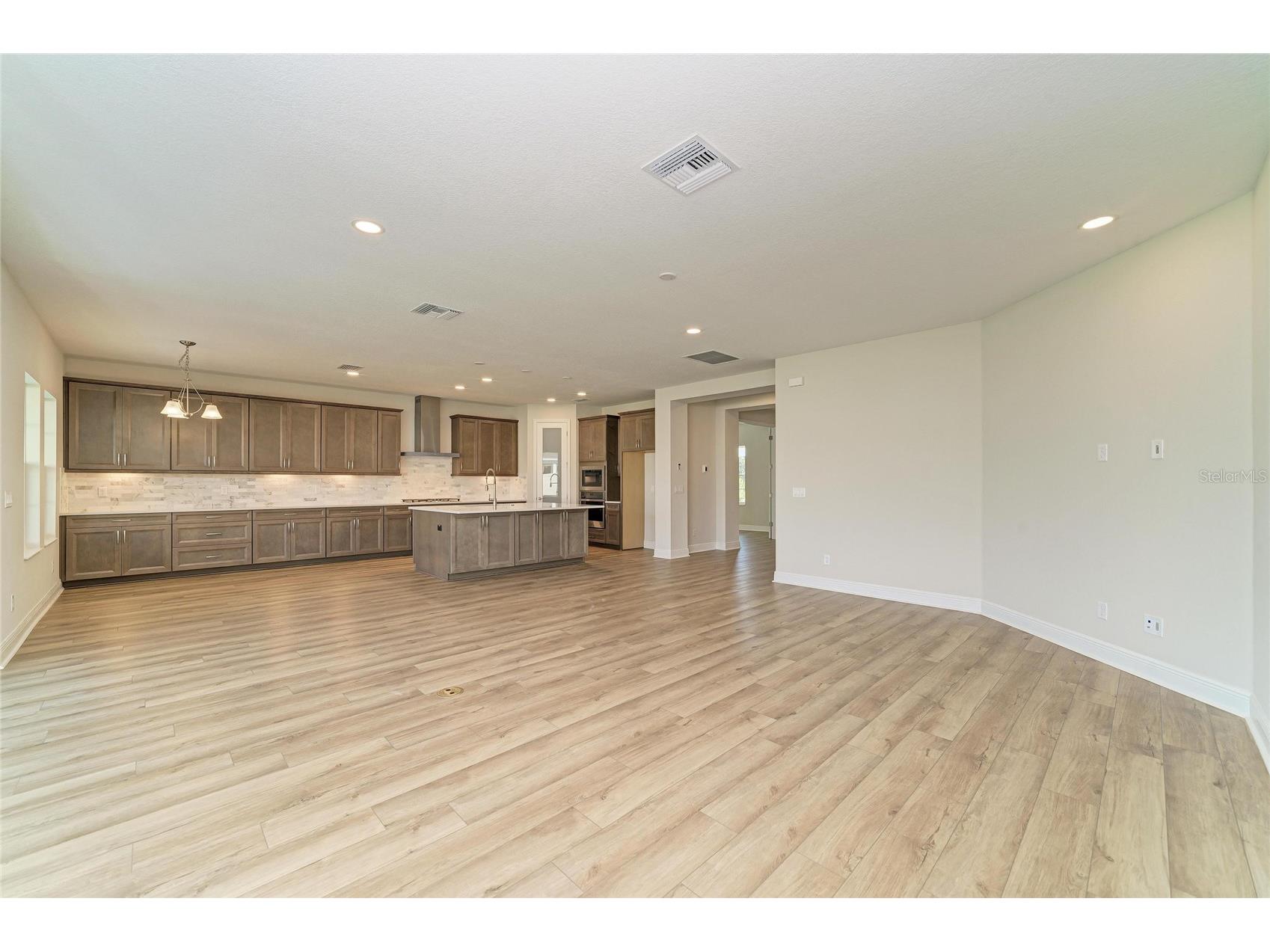 33882 Twilight Sea Place Dade City FL 33525 TB8467884 image20