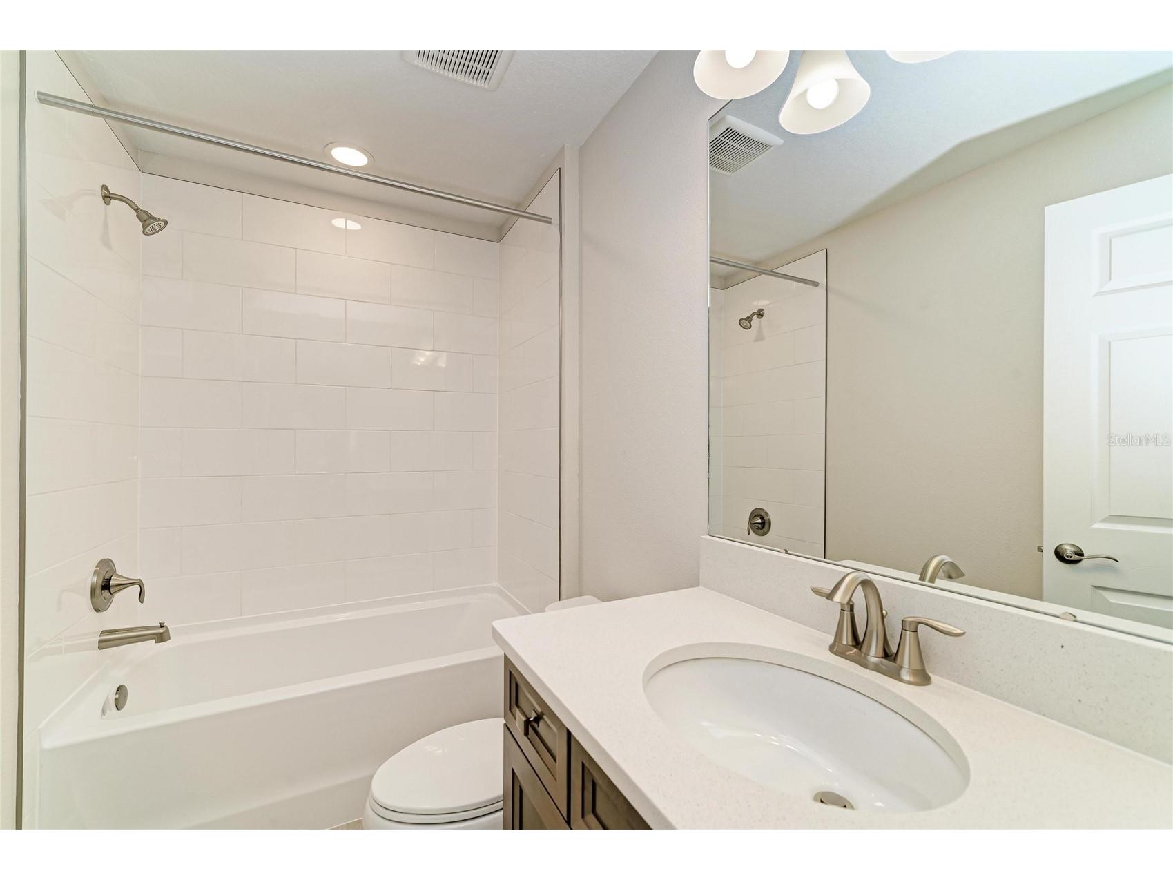 33882 Twilight Sea Place Dade City FL 33525 TB8467884 image33