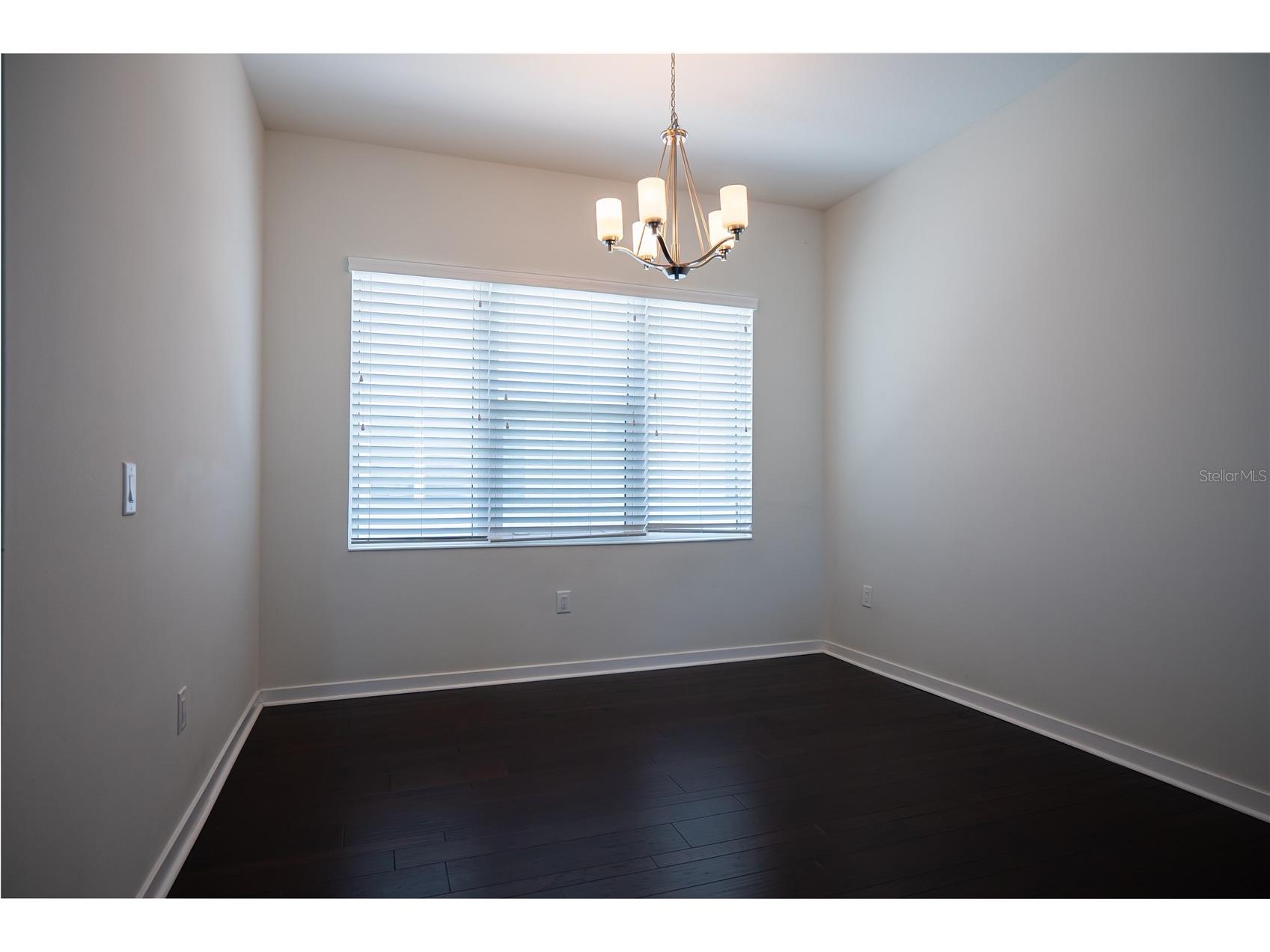 339 8th Street N Saint Petersburg FL 33701 TB8524772 image5