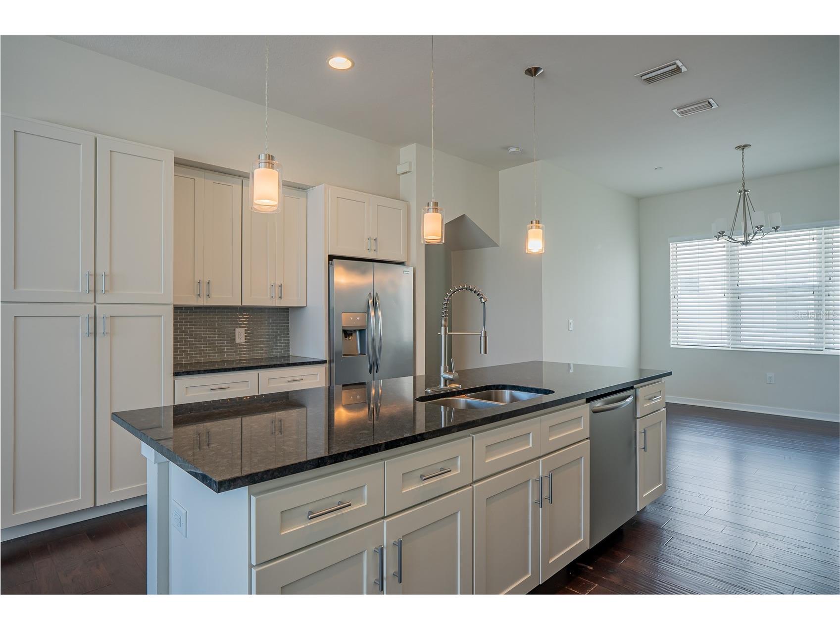 339 8th Street N Saint Petersburg FL 33701 TB8524772 image8