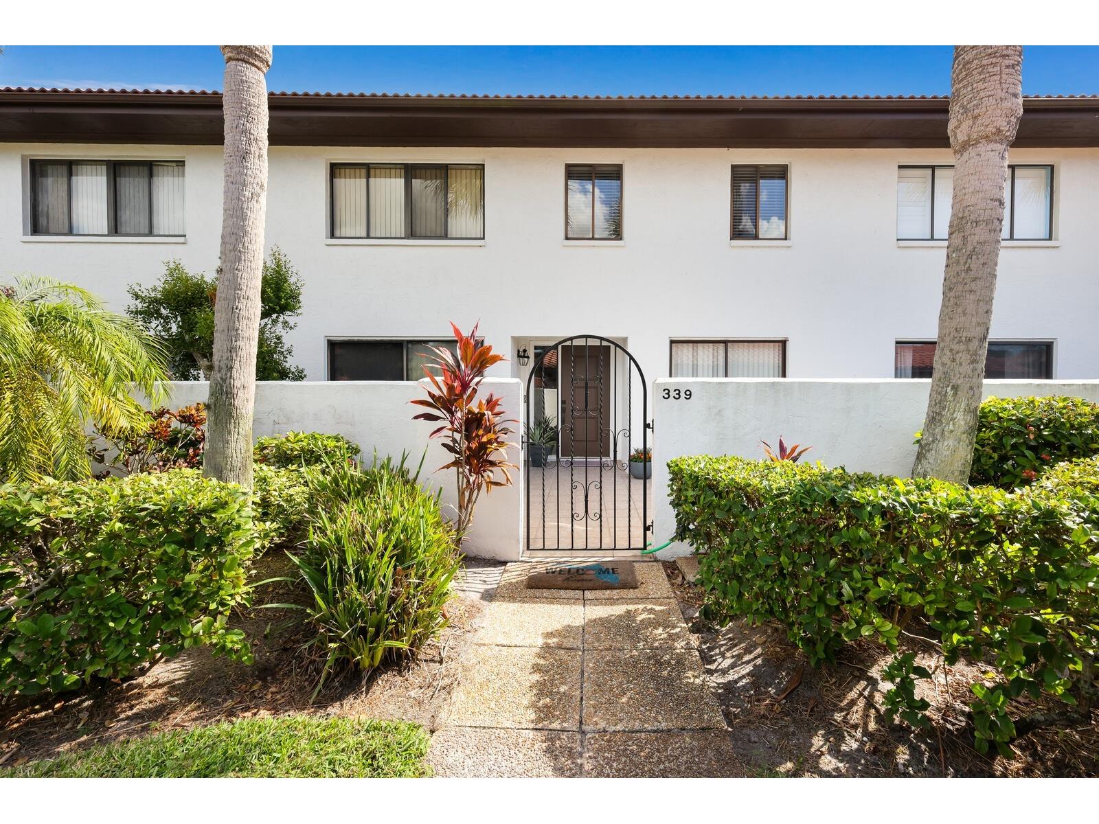 339 Barcelona Drive #339 Bradenton FL 34210 A4681815 image1