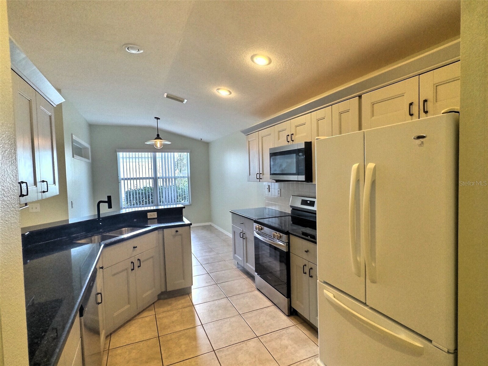339 Fareham Drive Venice FL 34293 A4685740 image5