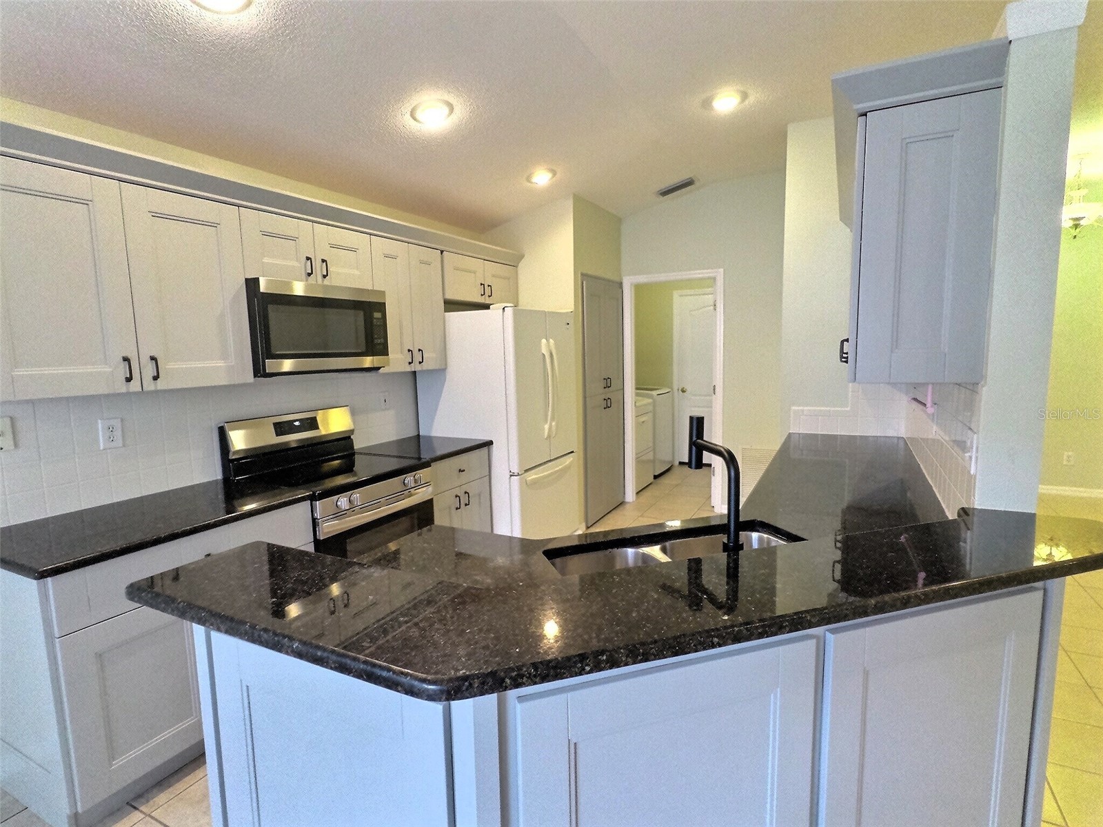 339 Fareham Drive Venice FL 34293 A4685740 image8