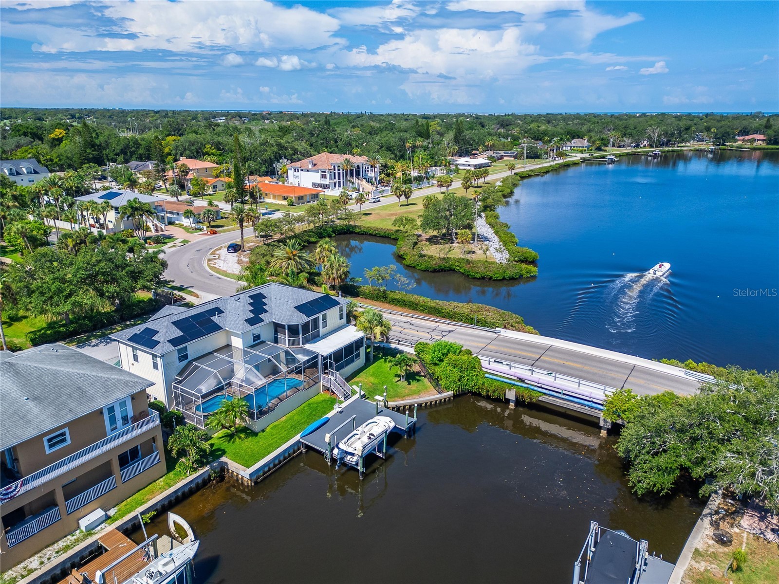339 Manatee Lane Tarpon Springs FL 34689 TB8525883 image7