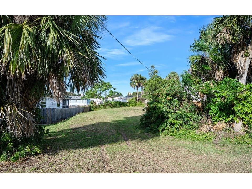 339 Manhattan Avenue Daytona Beach FL 32118 V4948813 image12