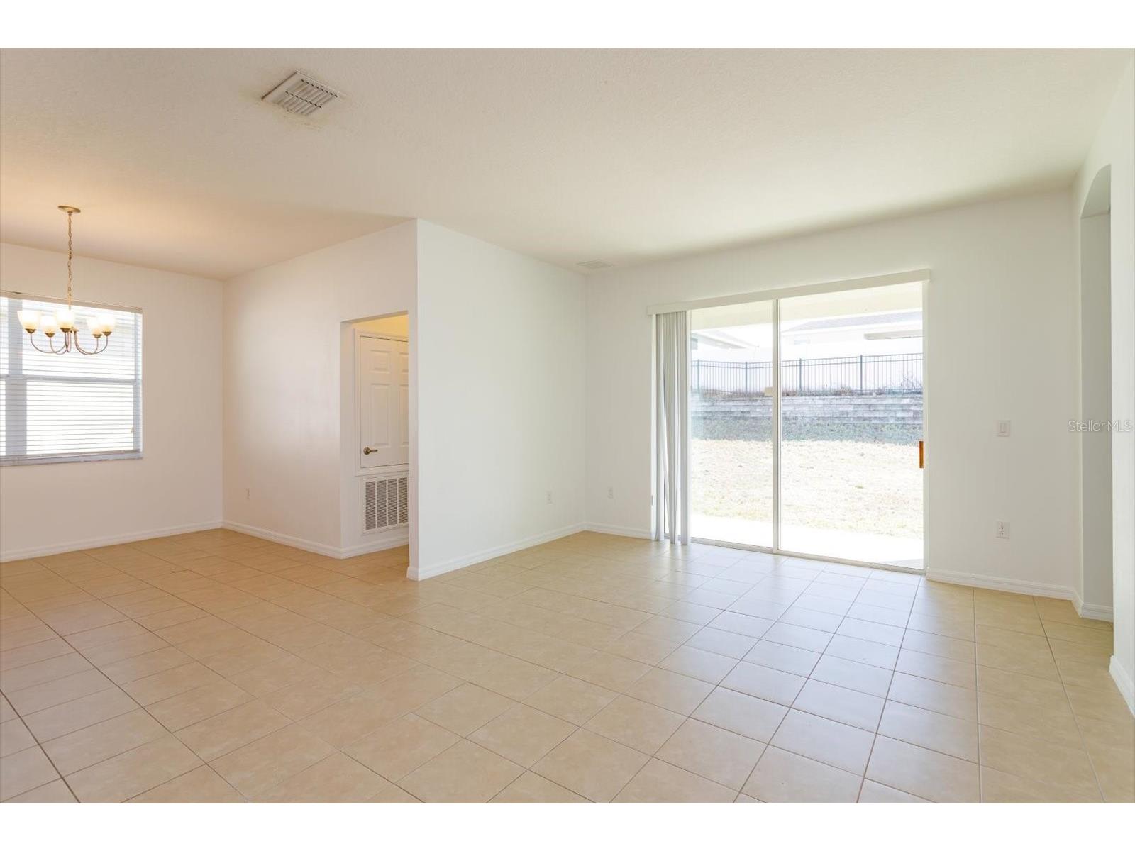 339 Marival Drive Davenport FL 33837 O6356727 image10