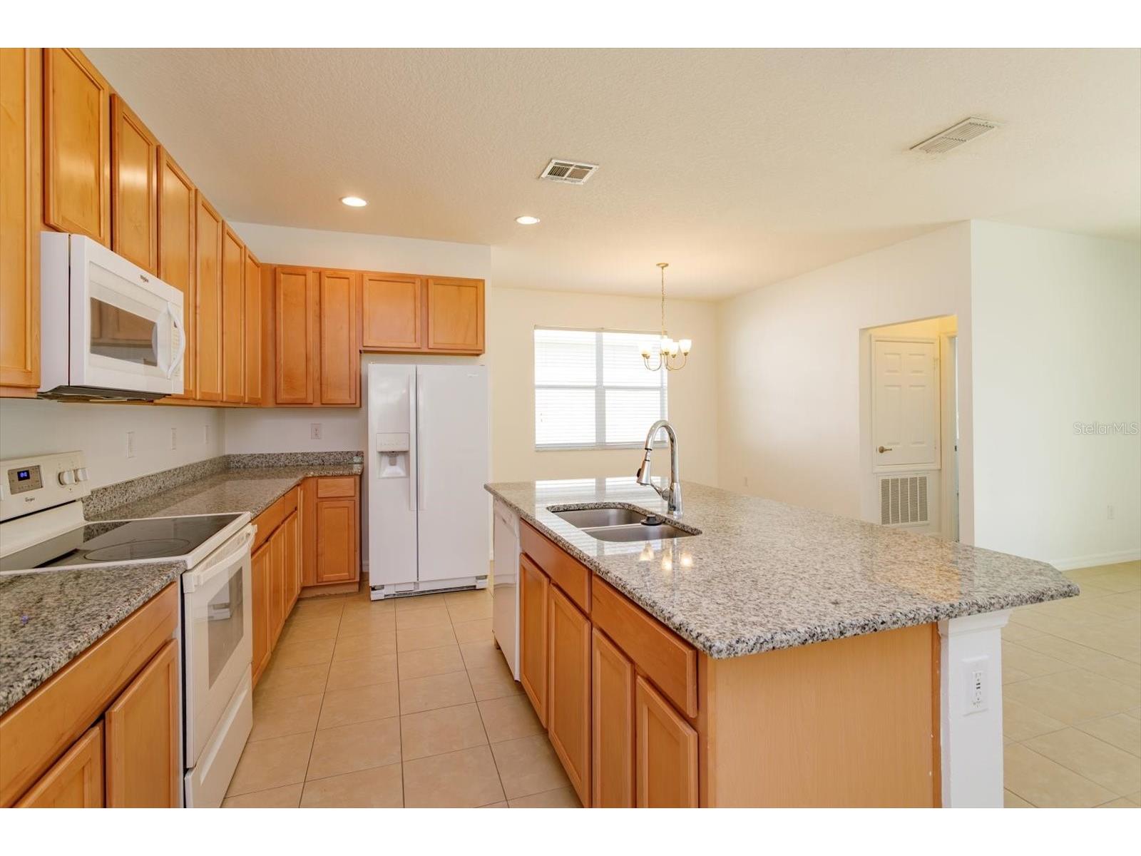 339 Marival Drive Davenport FL 33837 O6356727 image5