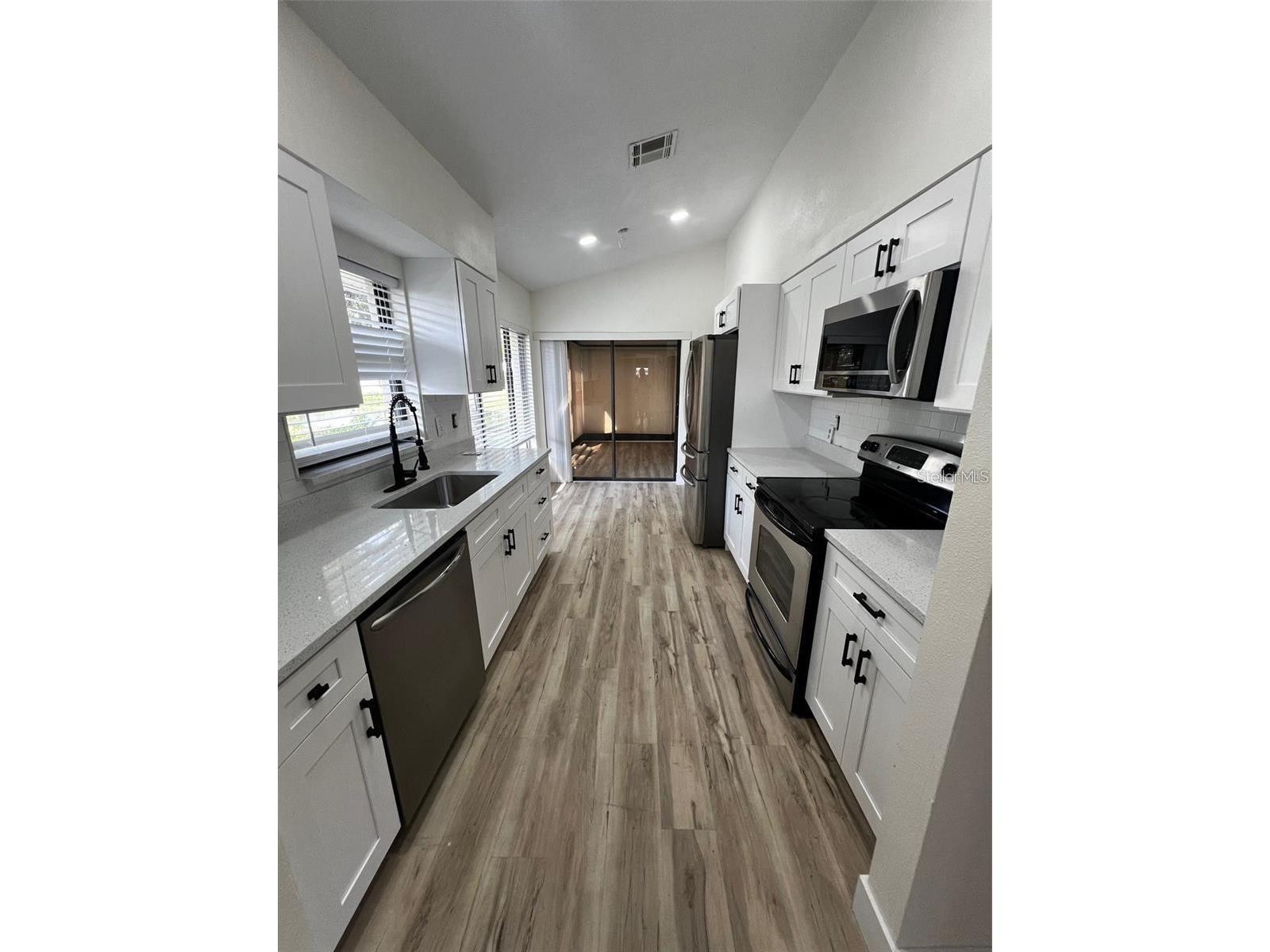 339 Pembroke Lane S #228 Venice FL 34293 TB8503994 image5