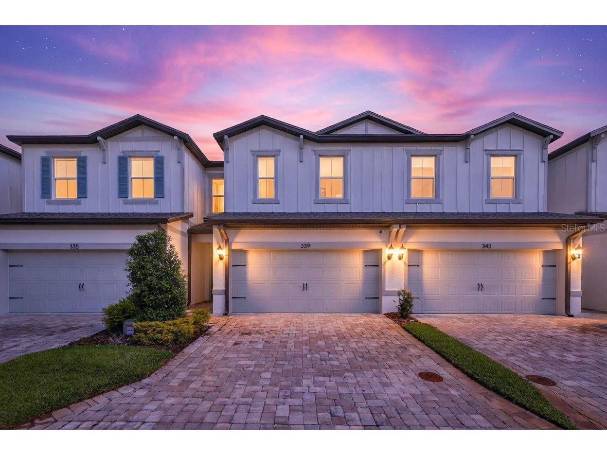 339 Sandbar Avenue NE Saint Petersburg FL 33716 TB8489882 image1