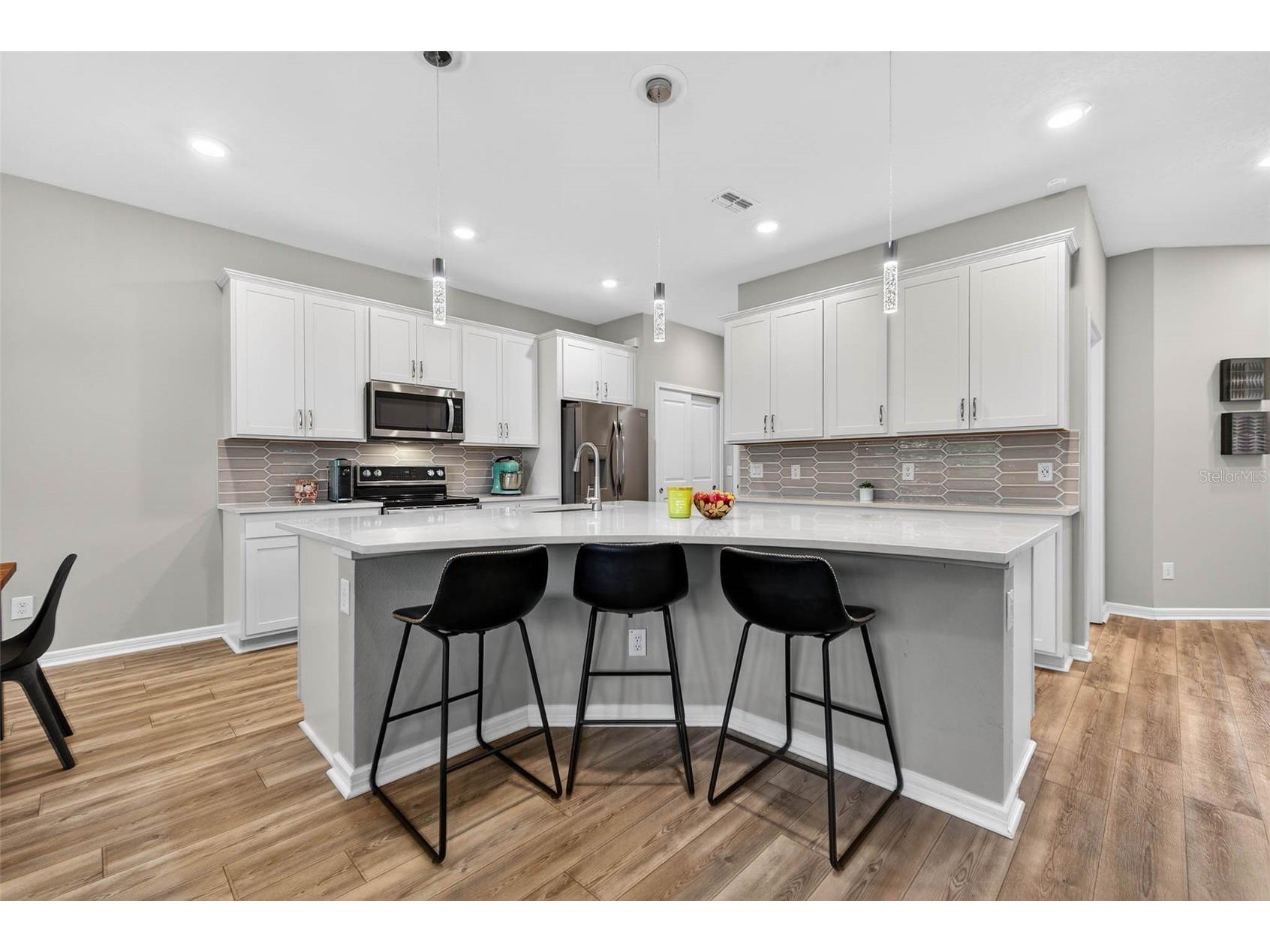 339 Sandbar Avenue NE Saint Petersburg FL 33716 TB8489882 image9