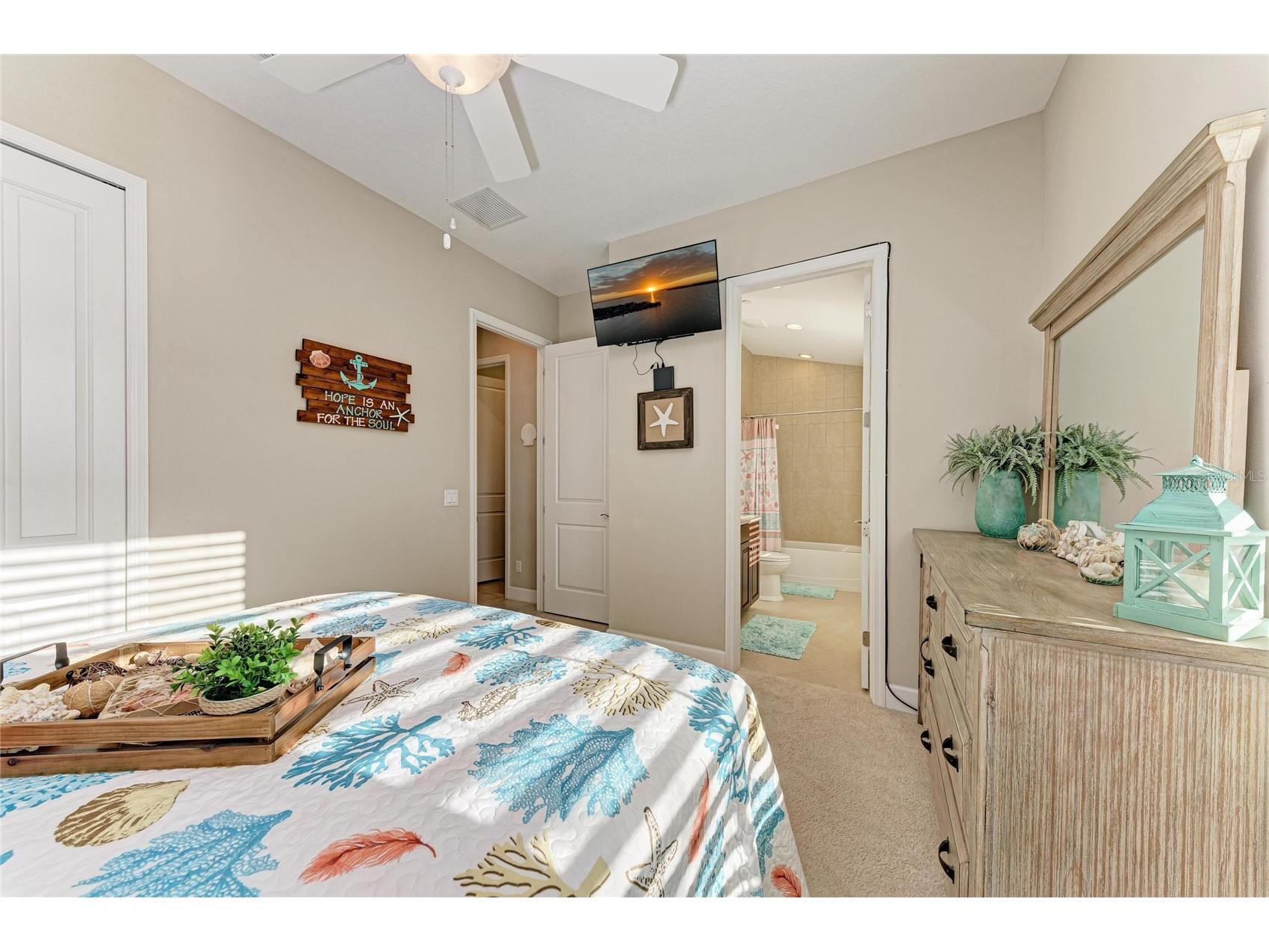 339 Sapphire Lake Drive #201 Bradenton FL 34209 - ANNA MARIA SOUNDSAPPHIRE LAKE A4678405 image33