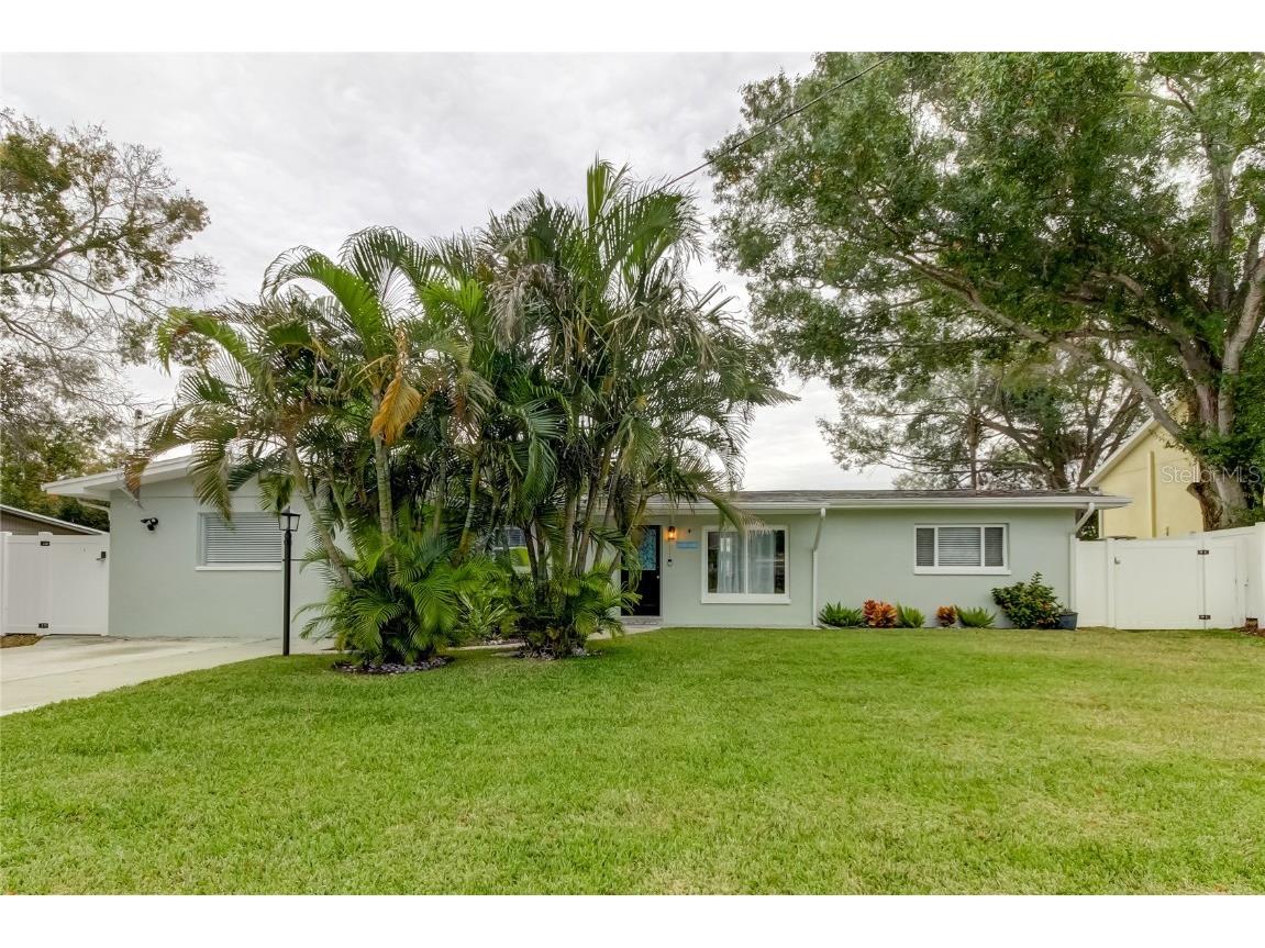 339 Shore Drive E Oldsmar FL 34677 U8226165 image1