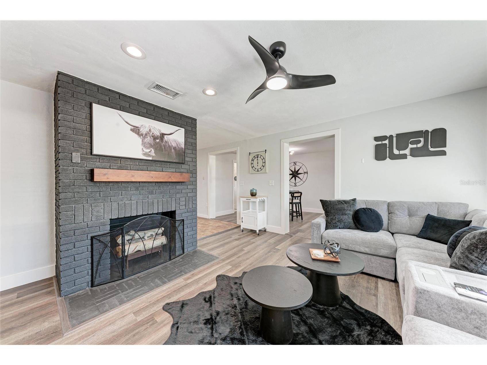 339 Suwanee Avenue Sarasota FL 34243 A4689113 image5