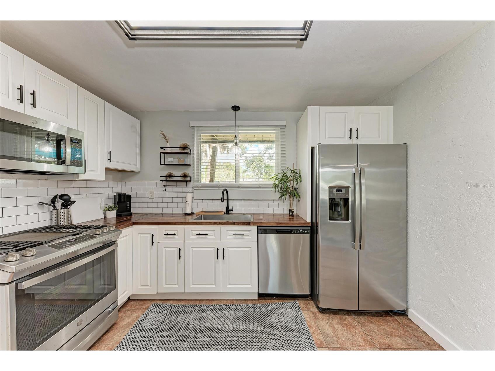 339 Suwanee Avenue Sarasota FL 34243 A4689113 image7