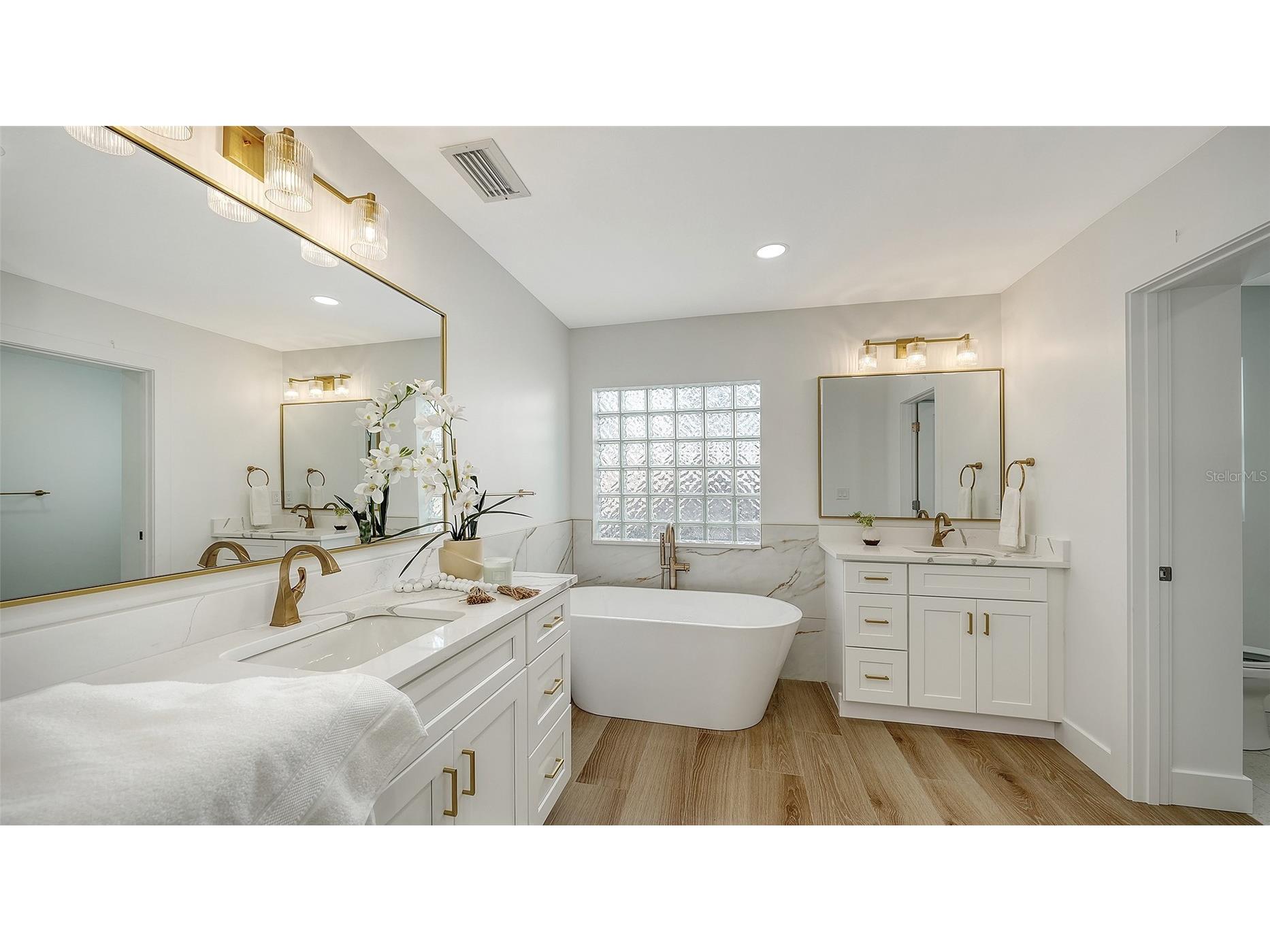 339 Treasure Boat Way Sarasota FL 34242 A4685922 image36