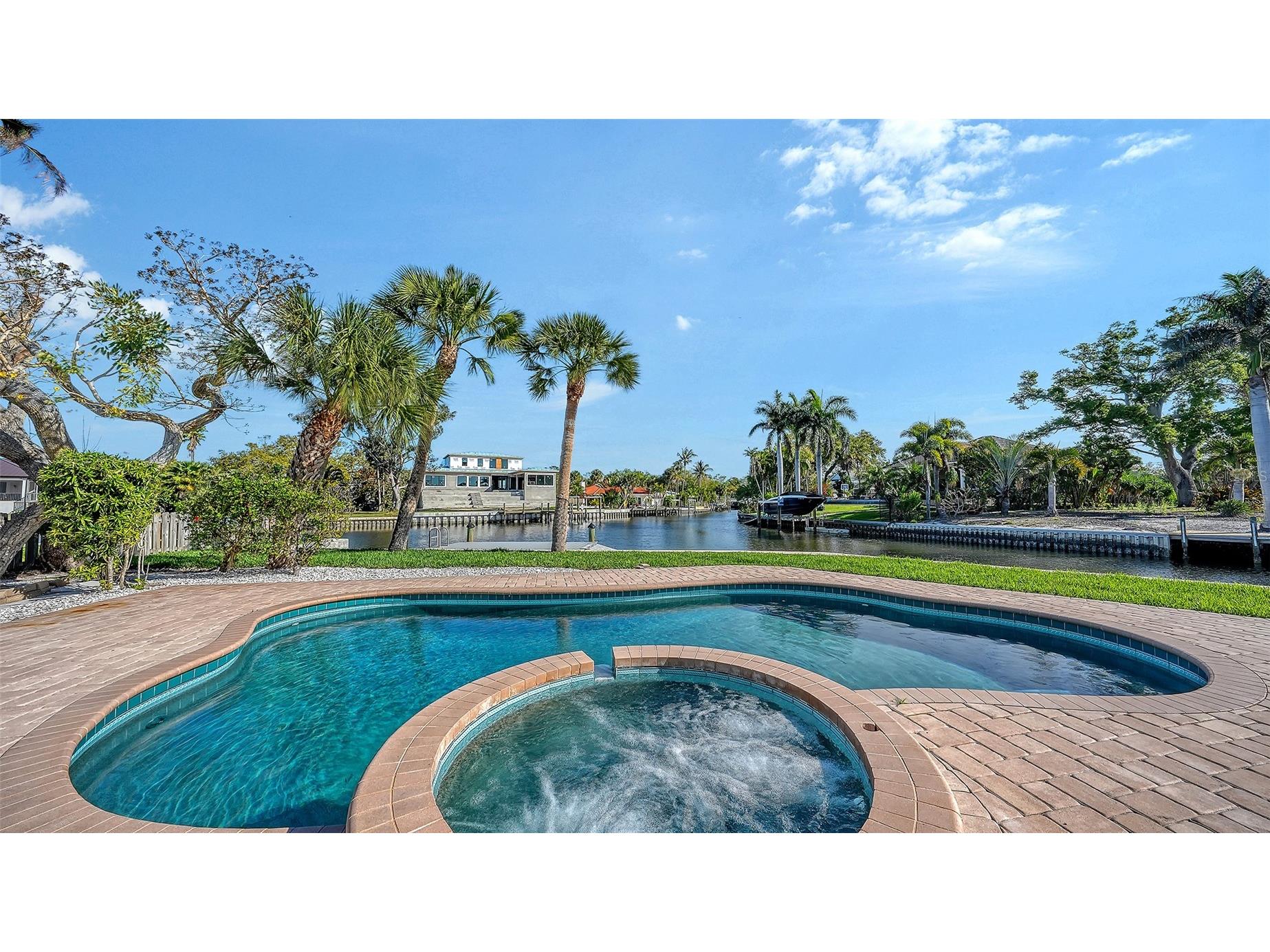 339 Treasure Boat Way Sarasota FL 34242 A4685922 image50