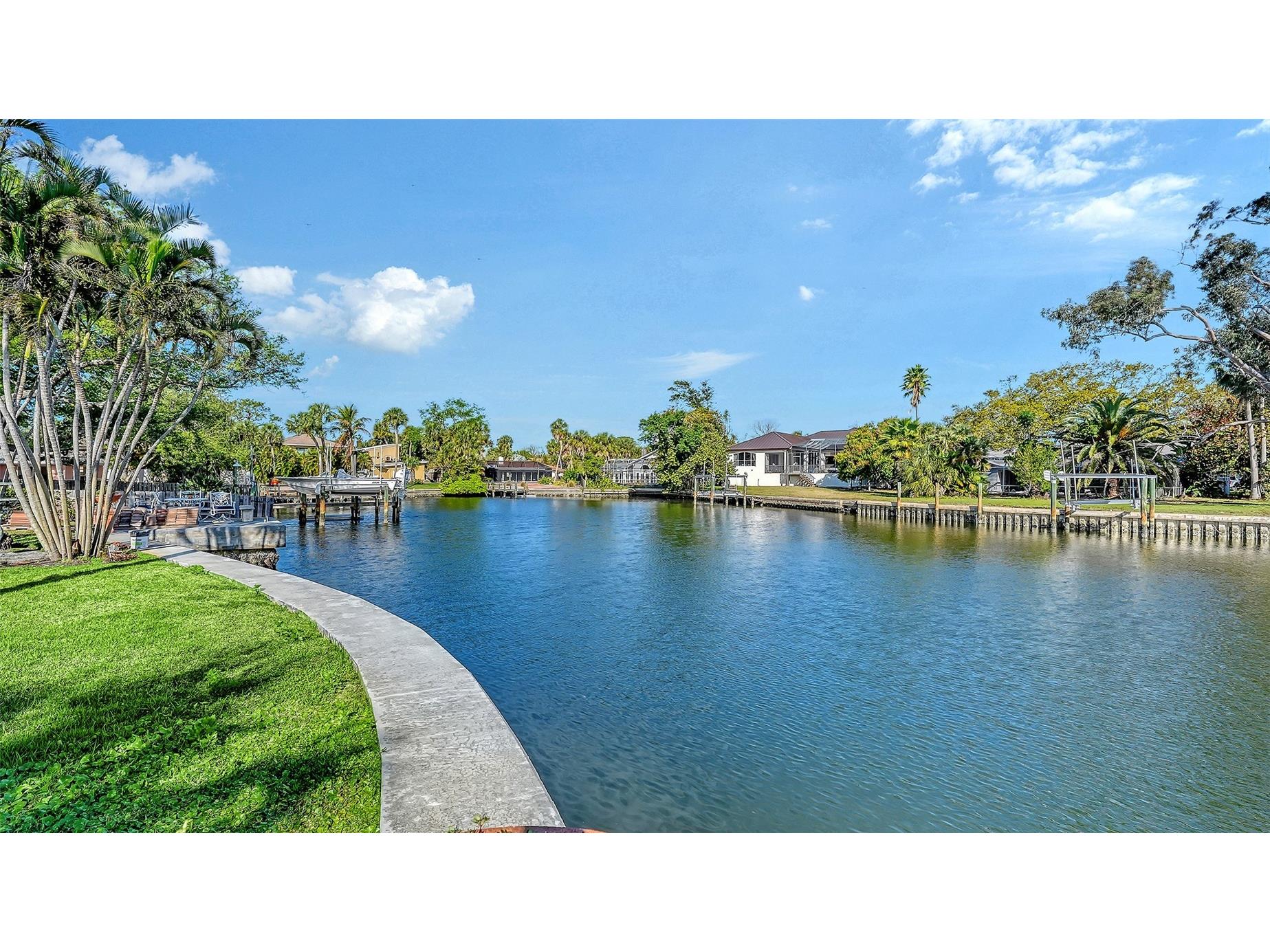 339 Treasure Boat Way Sarasota FL 34242 A4685922 image77