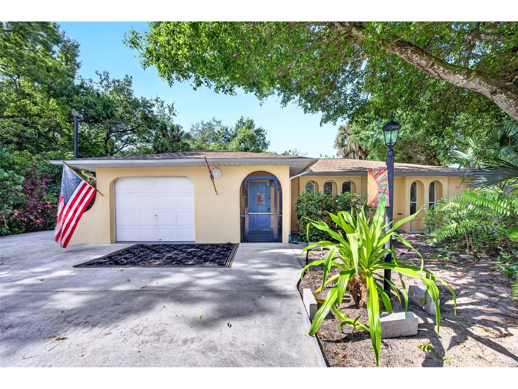 339 W Mariana Avenue North Fort Myers FL 33903 C7525556 image1