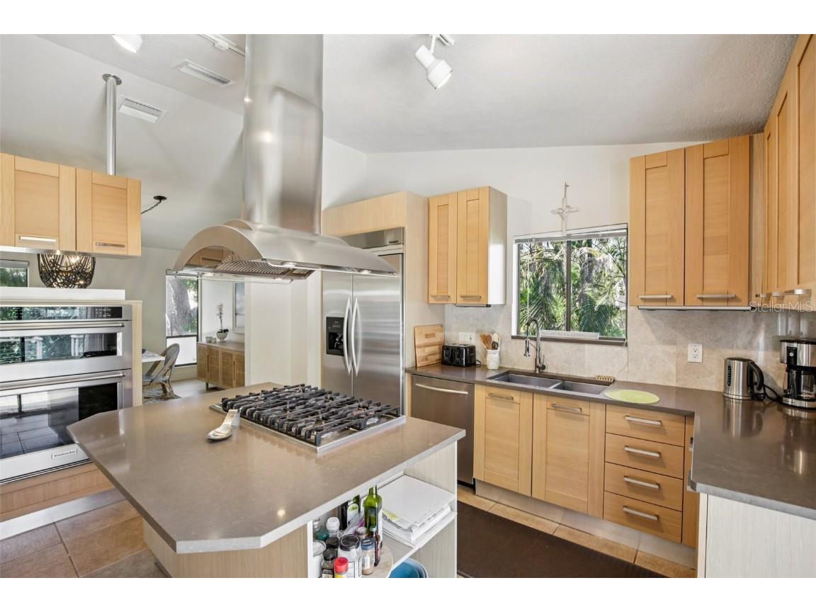 3390 Bayou Sound Longboat Key FL 34228 A4665246 image14