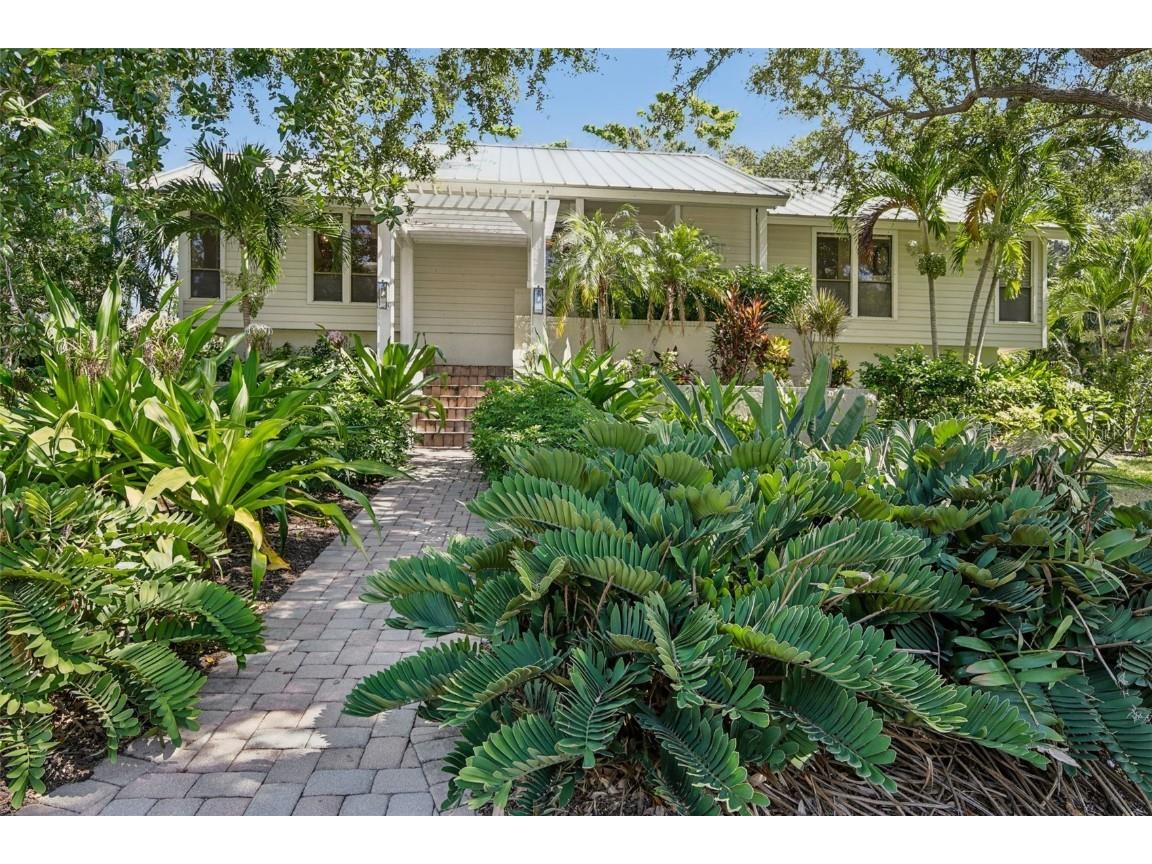 3390 Bayou Sound Longboat Key FL 34228 A4665246 image2