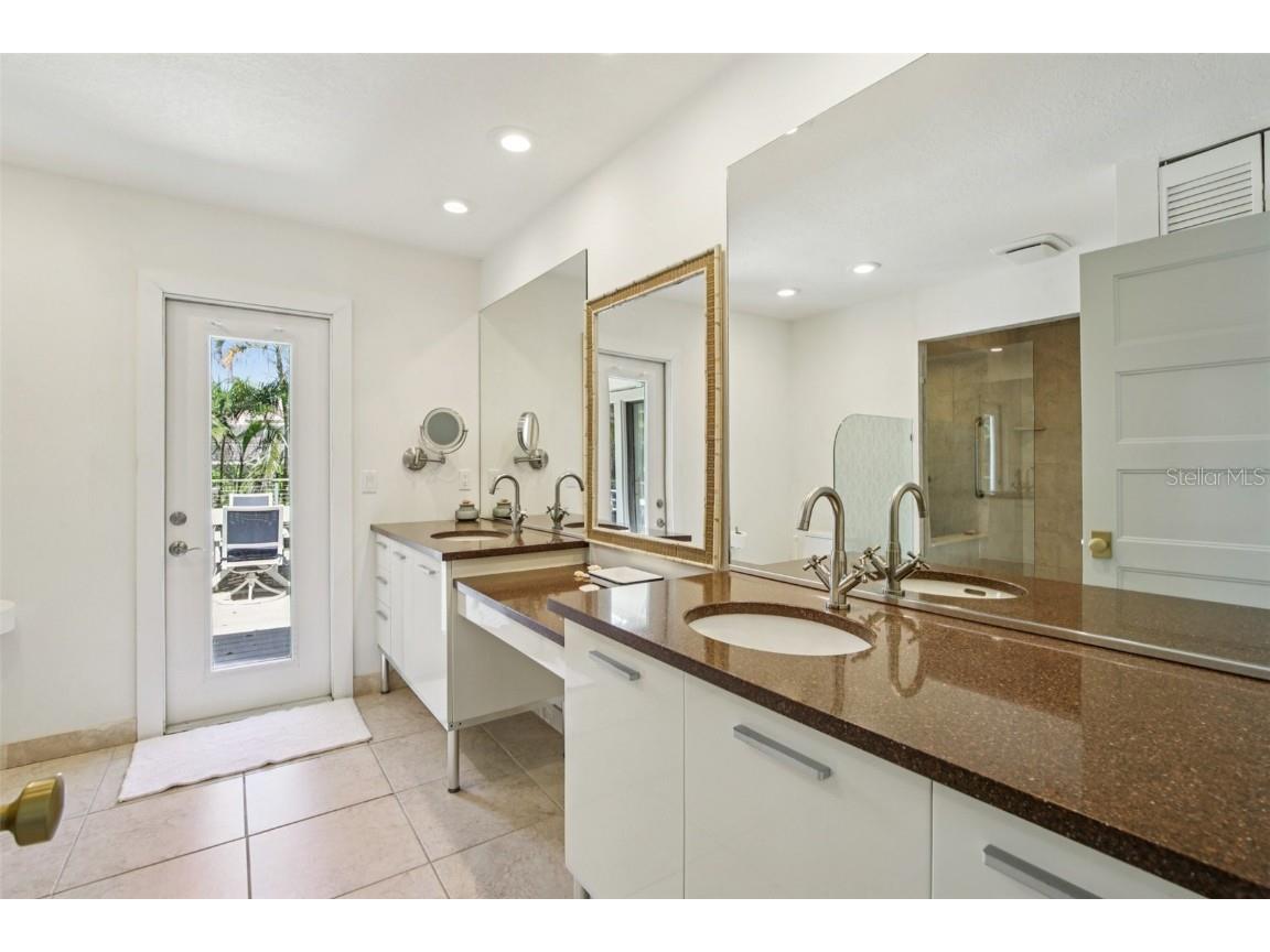 3390 Bayou Sound Longboat Key FL 34228 A4665246 image29