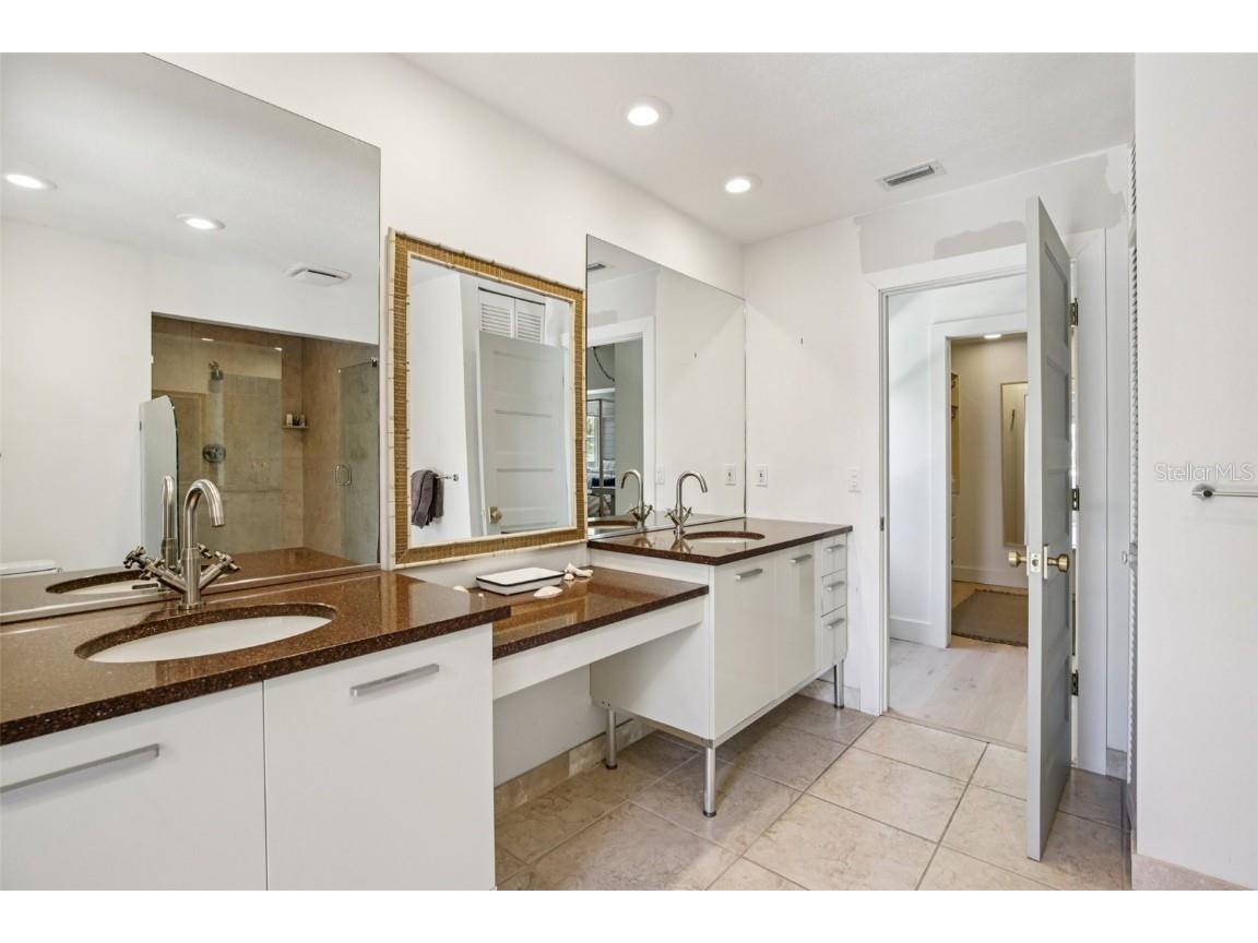 3390 Bayou Sound Longboat Key FL 34228 A4665246 image30