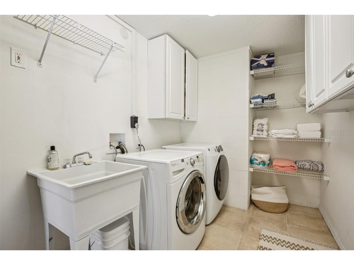 3390 Bayou Sound Longboat Key FL 34228 A4665246 image37