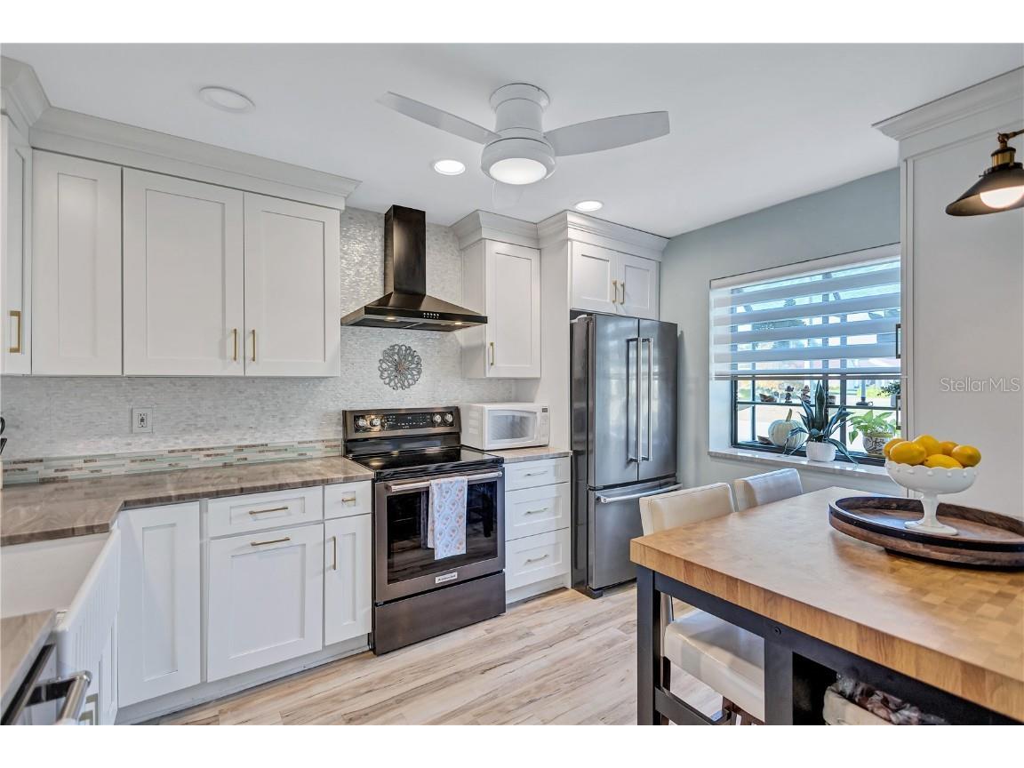 3390 Stonehaven Court W #A Palm Harbor FL 34684 - LAKE TARPON TB8451500 image3