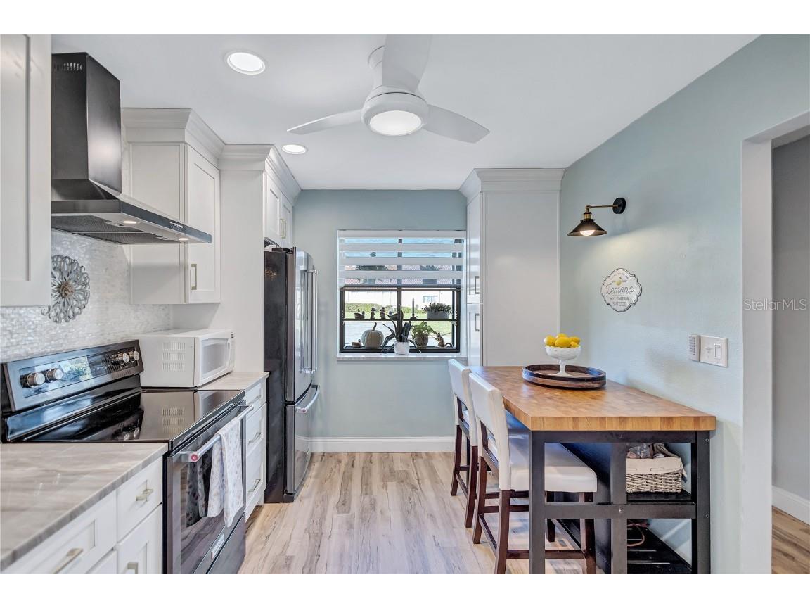 3390 Stonehaven Court W #A Palm Harbor FL 34684 - LAKE TARPON TB8451500 image4