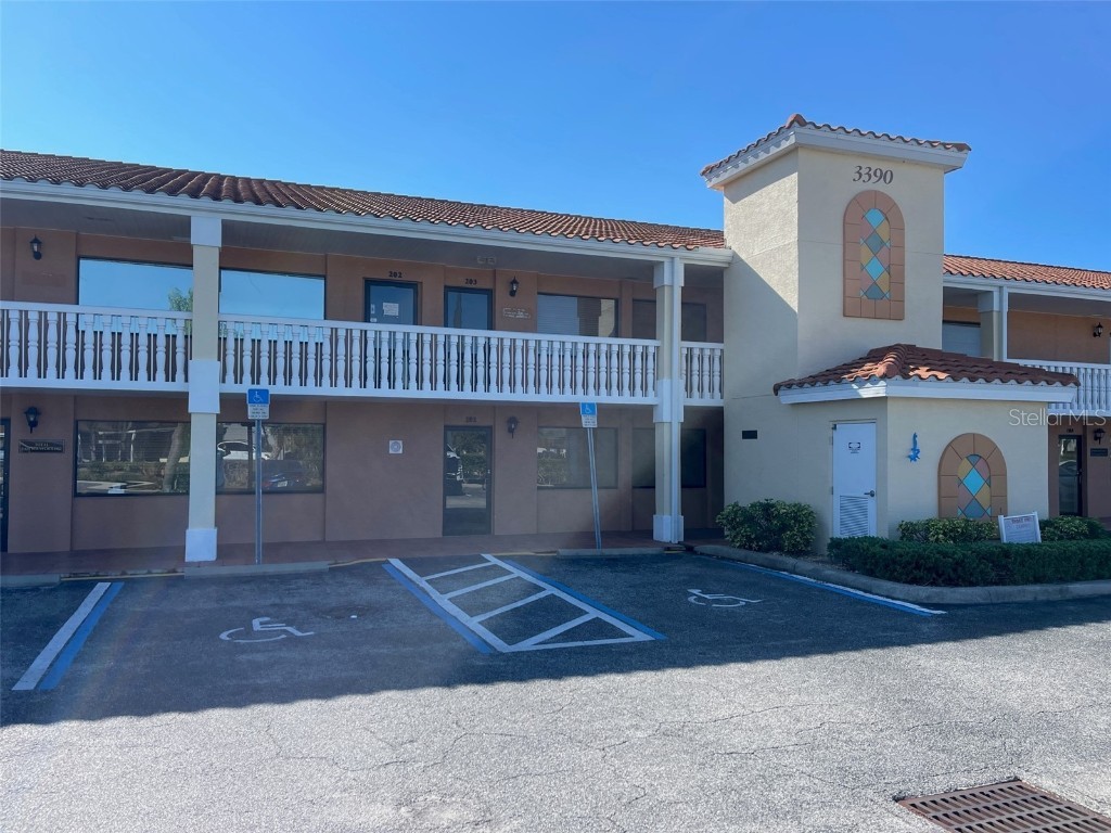 3390 Tamiami Trail #1J Port Charlotte FL 33952 C7480691 image1