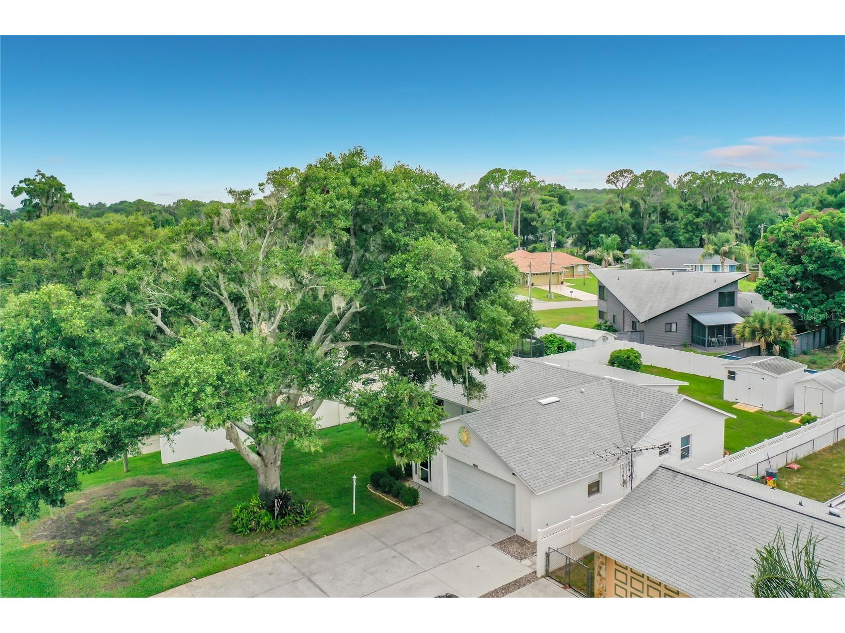 33909 Linda Lane Leesburg FL 34788 G5115057 image2
