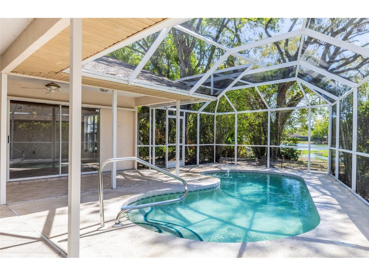 3391 Crystal Lakes Court Sarasota FL 34235 D6141320 image1