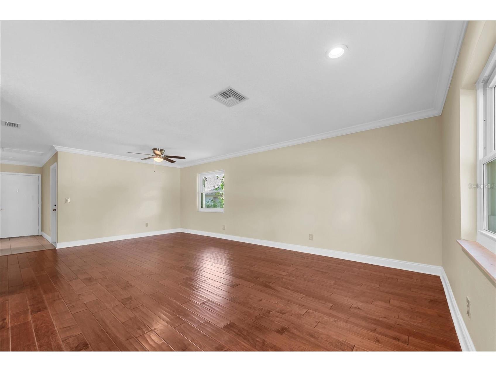 3392 Dumaine Court Clearwater FL 33761 TB8490439 image5