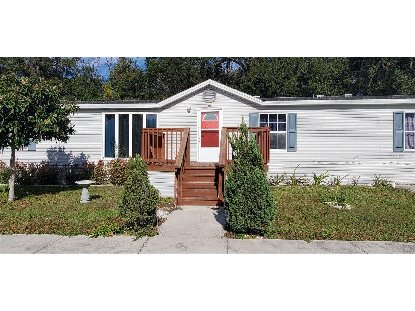 33923 Terrace Boulevard Wesley Chapel FL 33543 T3494564 image1