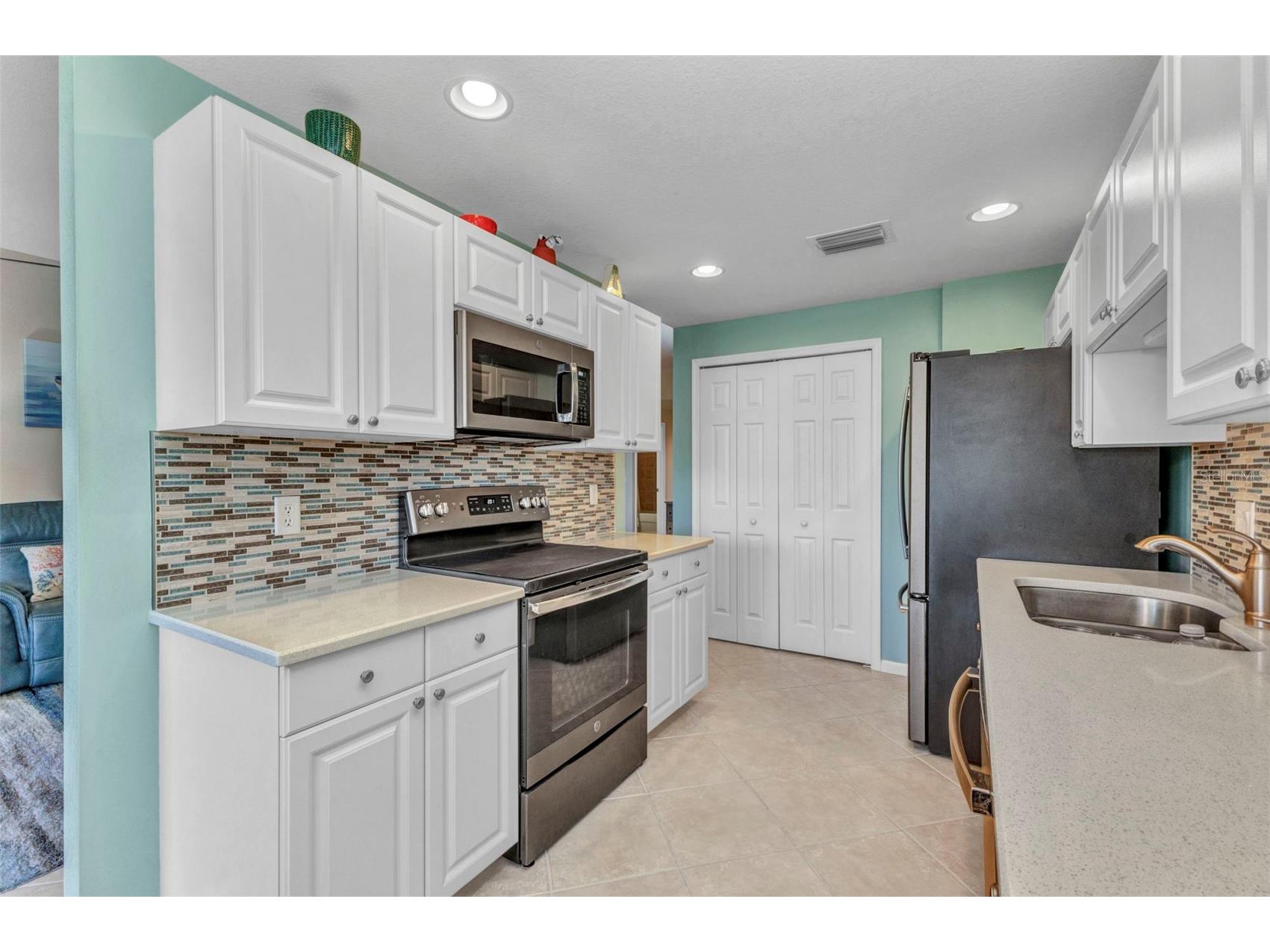 3393 Grand Vista Court #101 Port Charlotte FL 33953 C7522099 image9