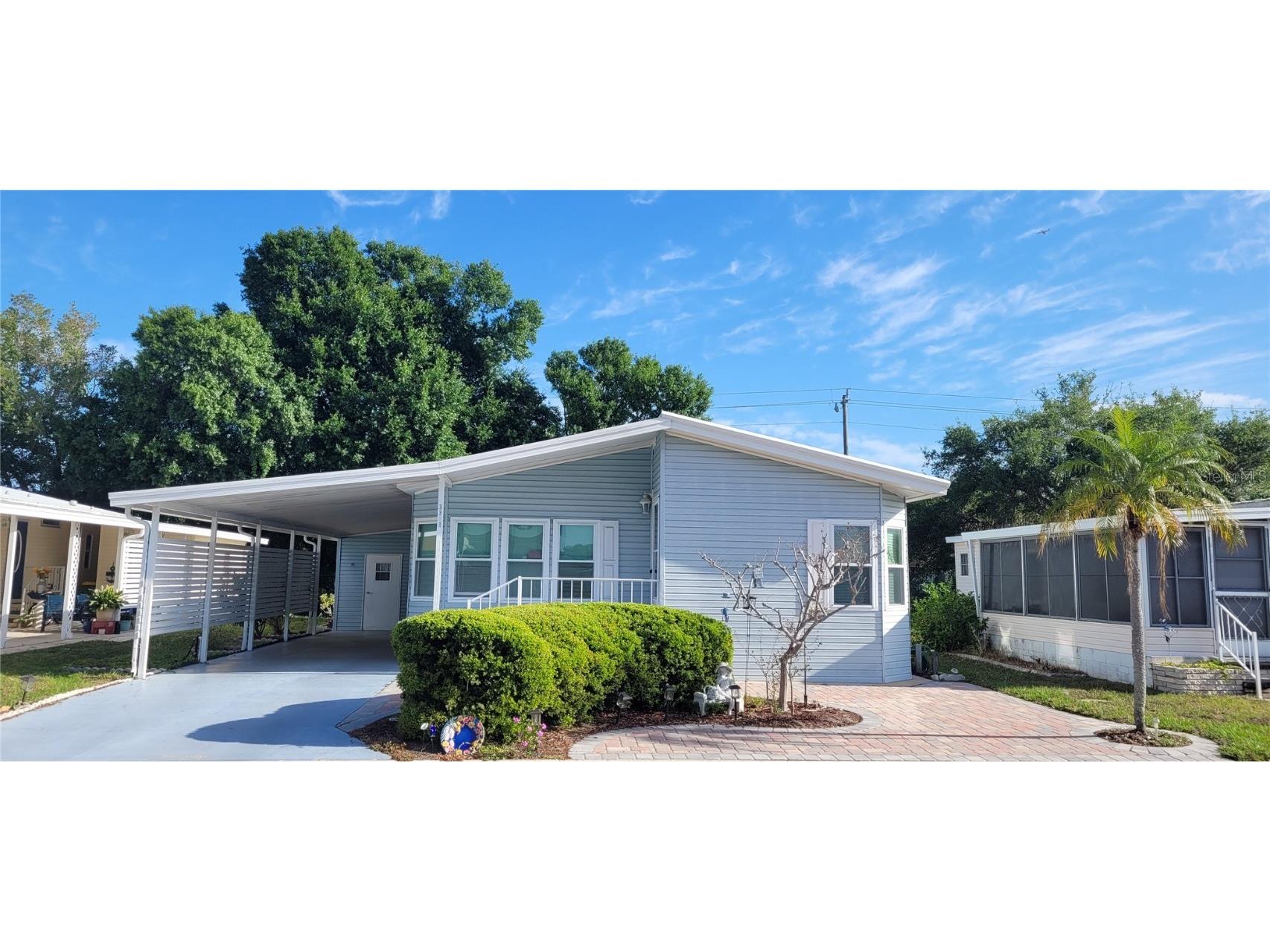 3393 Oakwood Boulevard N Sarasota FL 34237 A4606033 image1
